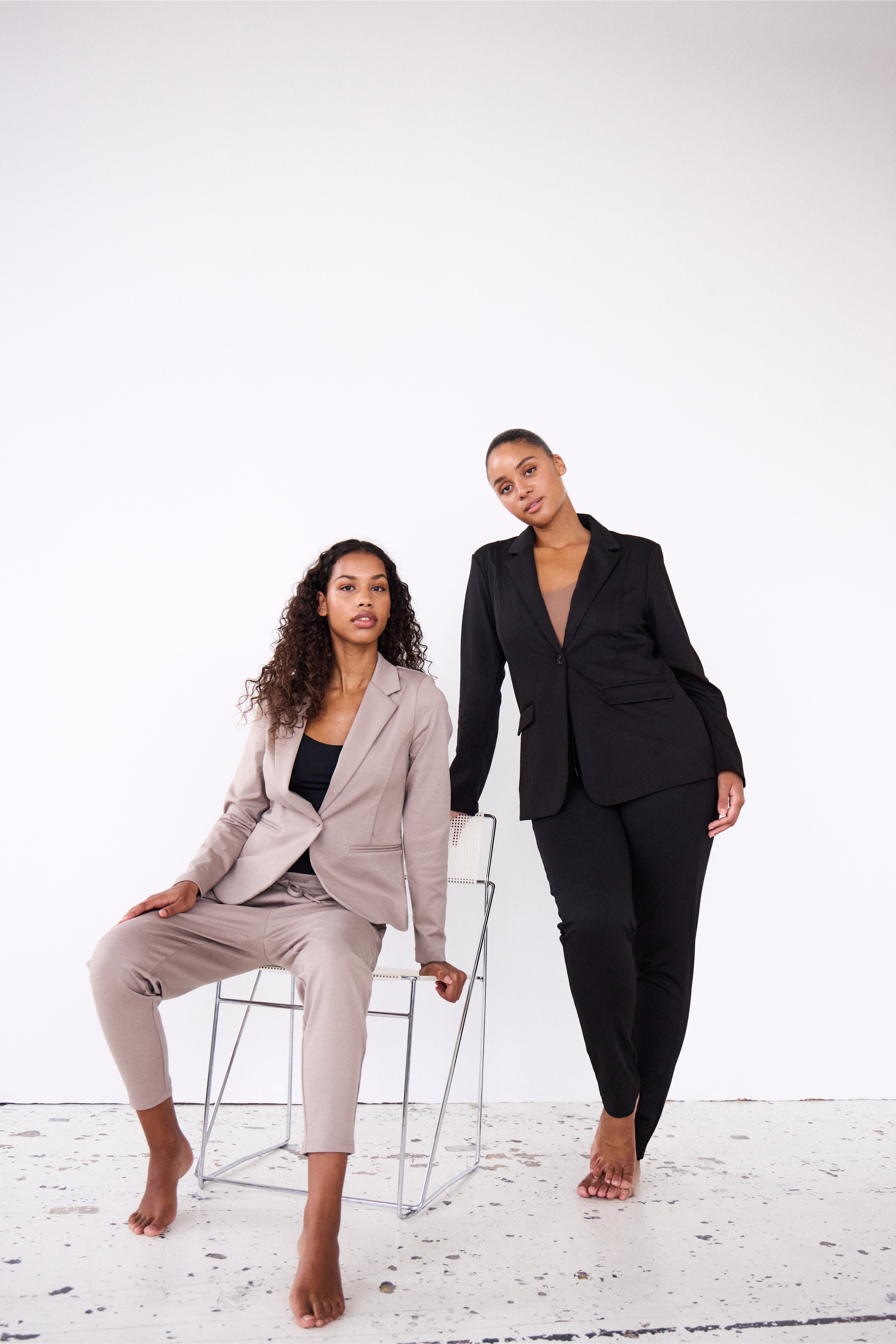 IHKATE LONG Blazer LOCATION NONE 20121368-194008