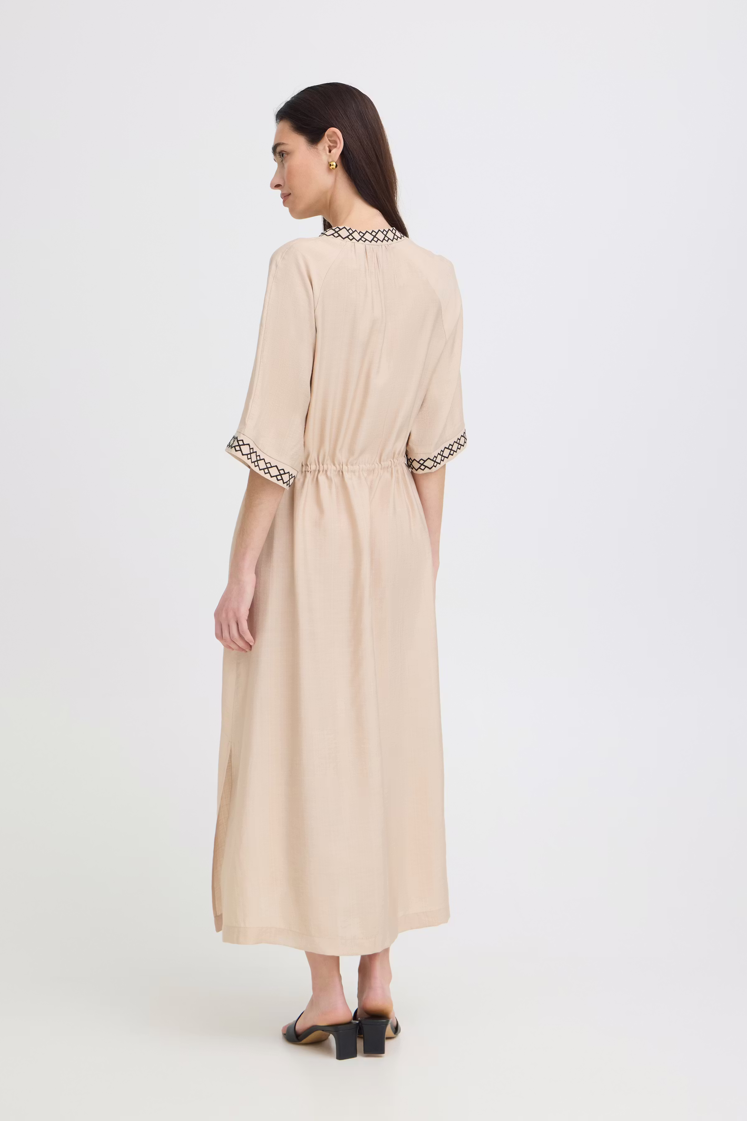 BYJANETO Dress LOOKBOOK BACK 20819026-151304