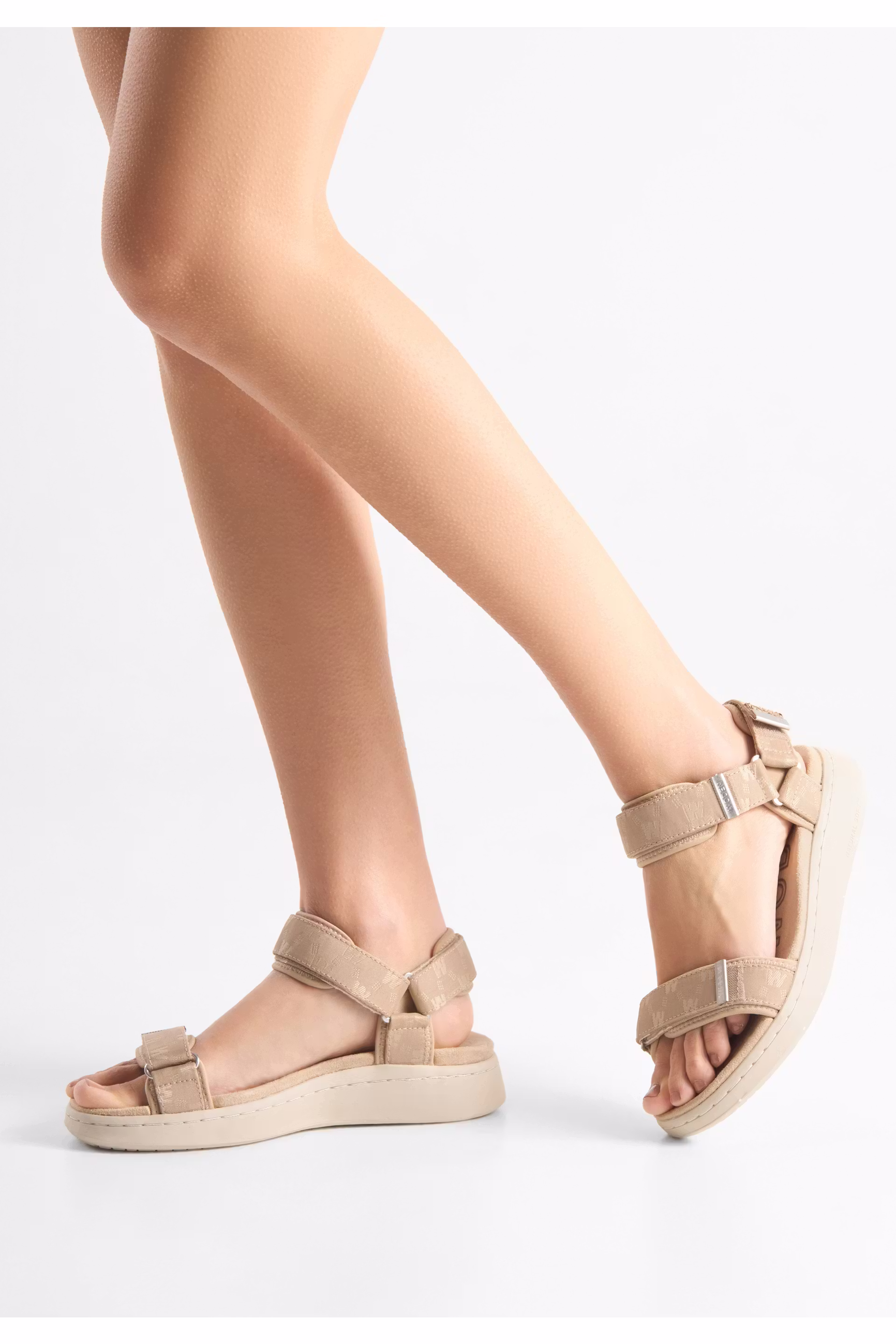 LineWoven Sandaler LOOKBOOK FRONT 40551687-400538