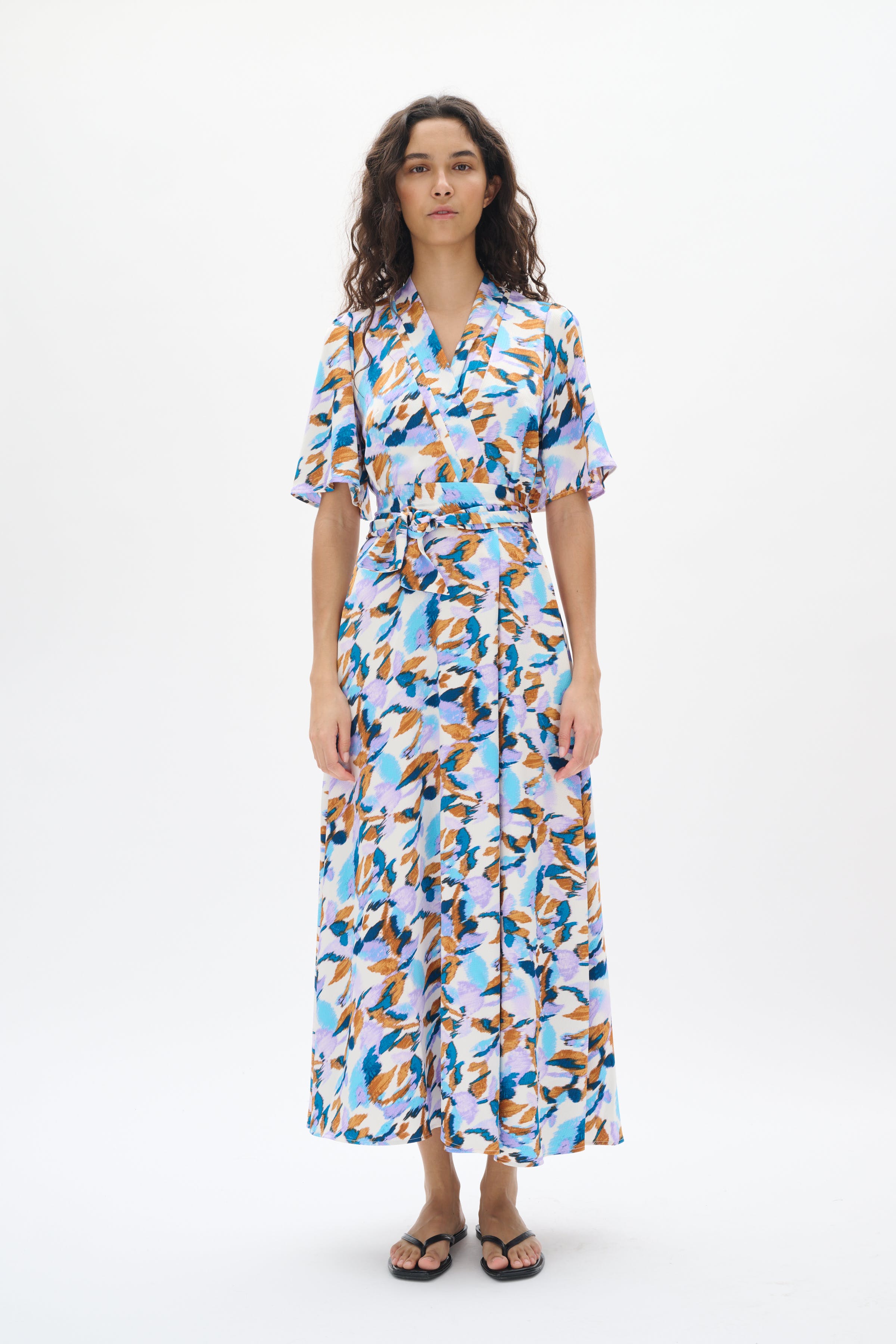 SendraIW Dress LOOKBOOK FRONT 30111079-304290