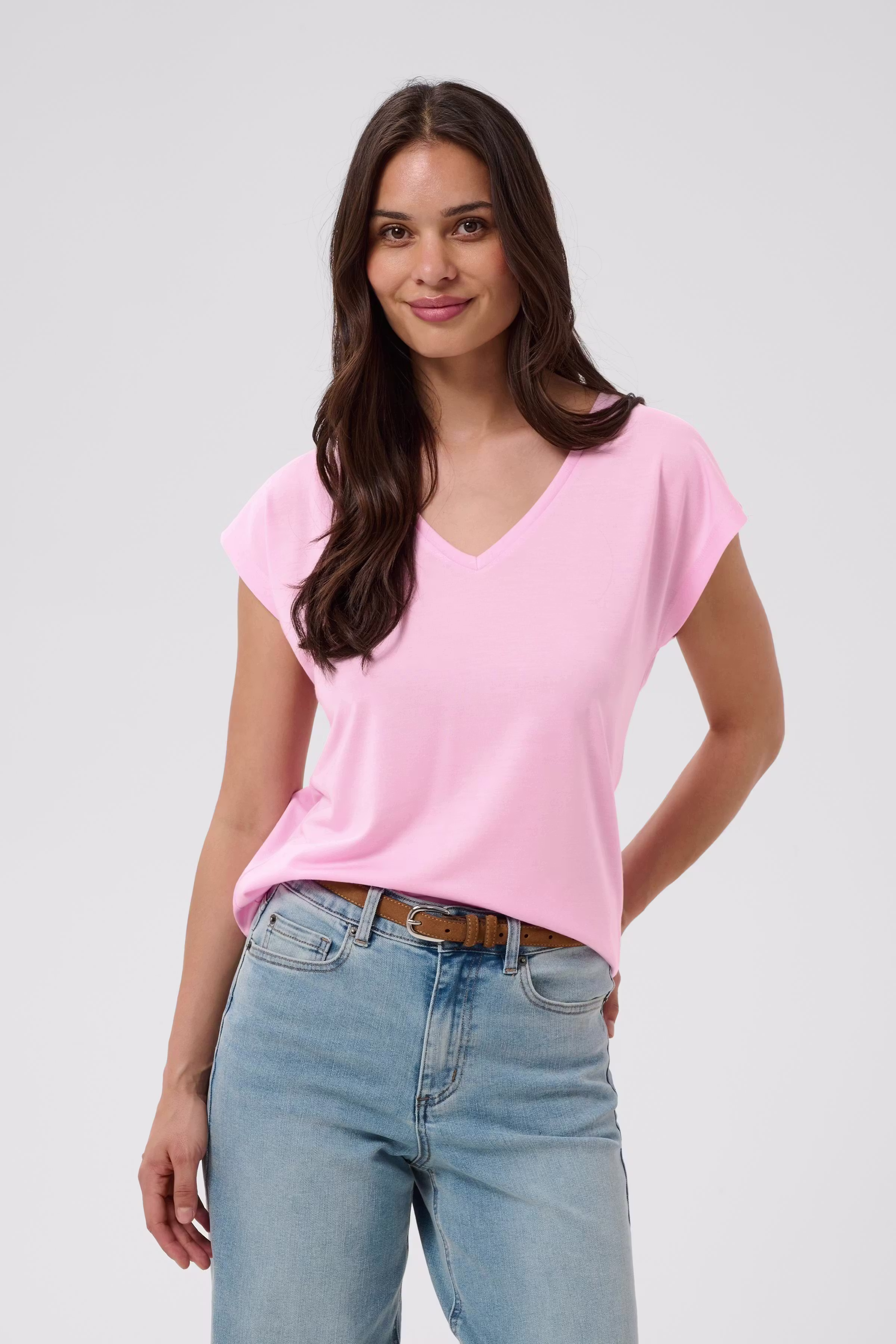 KAlise T-shirt LOOKBOOK FRONT 10504040-132805