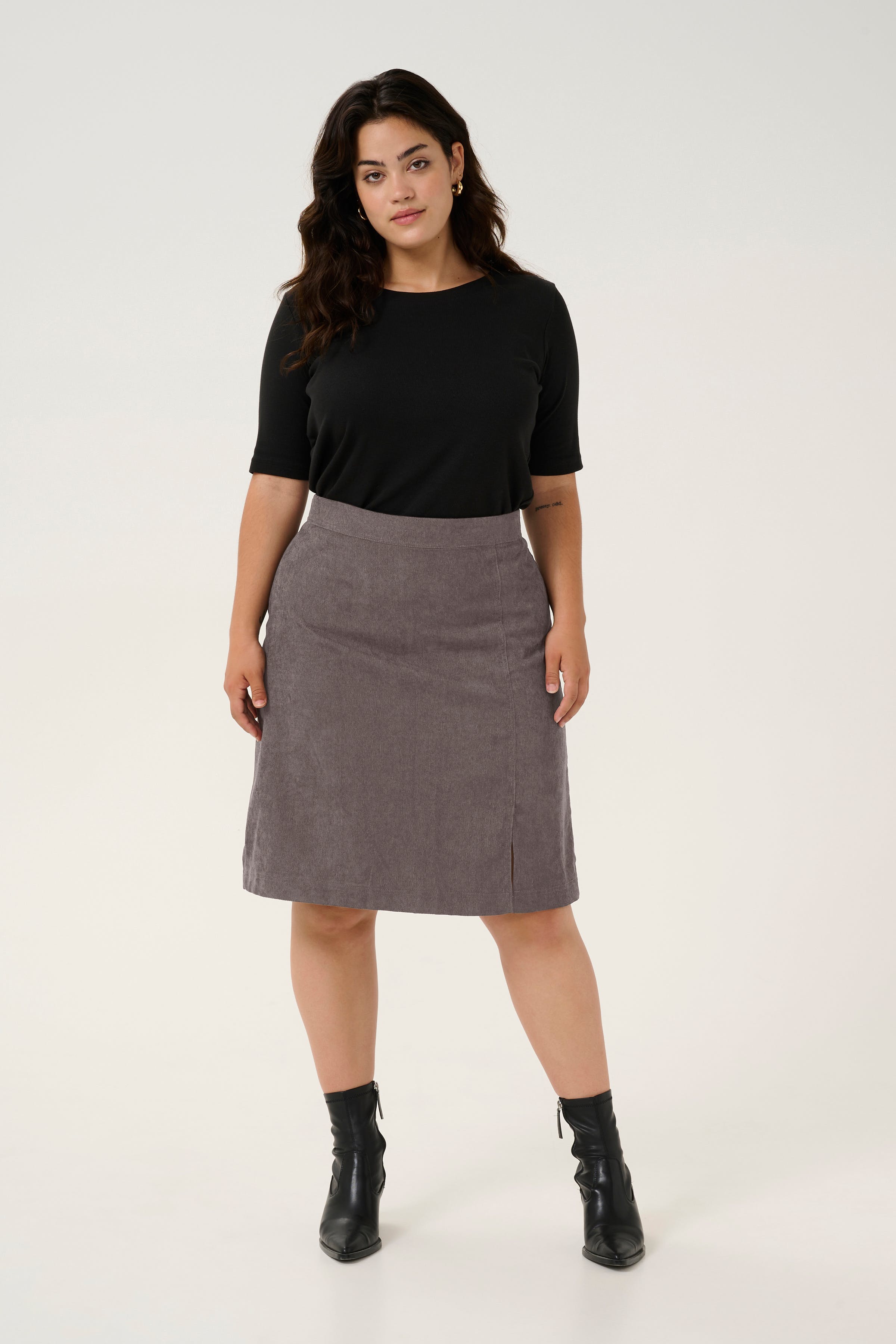 KCverana Skirt LOOKBOOK FRONT 10582949-106615