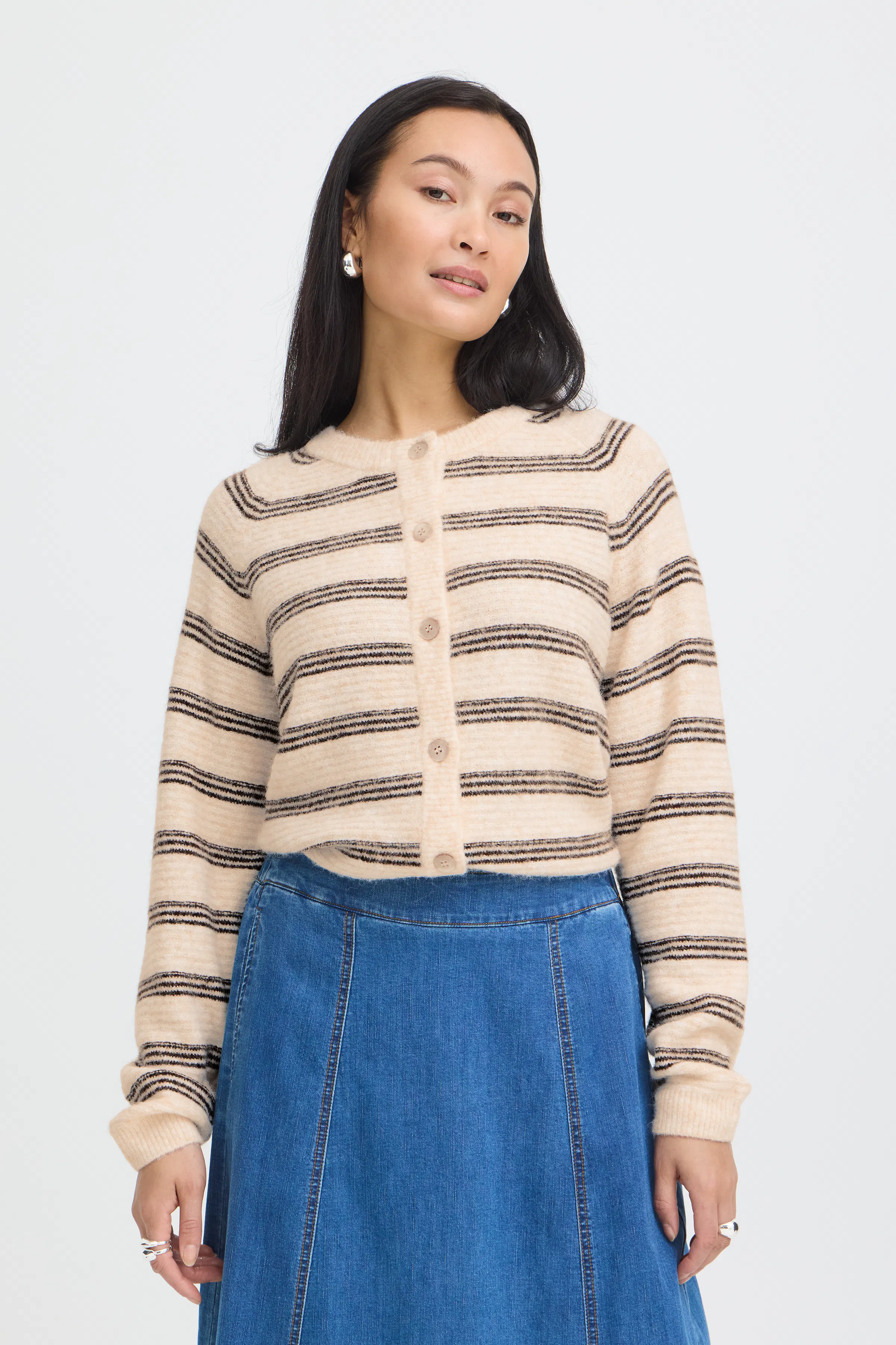 FRKENDRA Cardigan LOOKBOOK FRONT 20618103-900010297