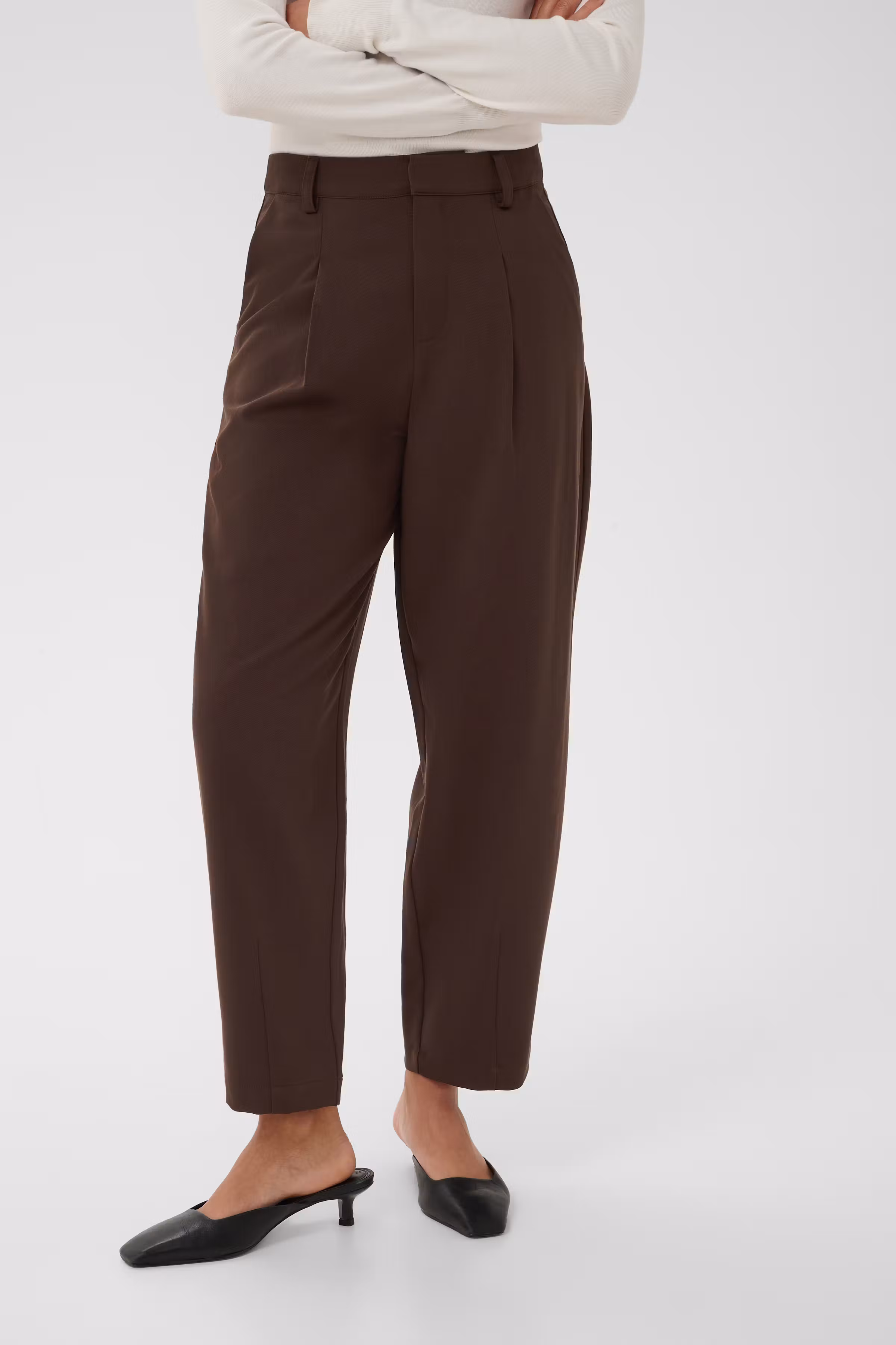 KAsakura Bukser LOOKBOOK FRONT 10512298-190915