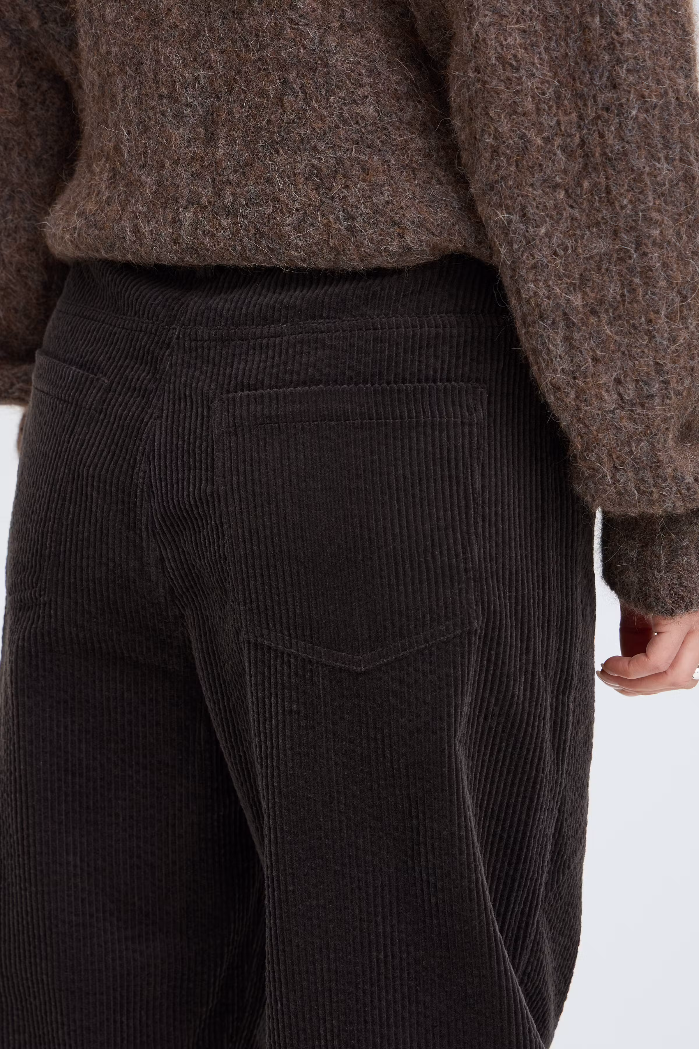 PZESSY Trousers LOOKBOOK DETAIL 50210724-191103