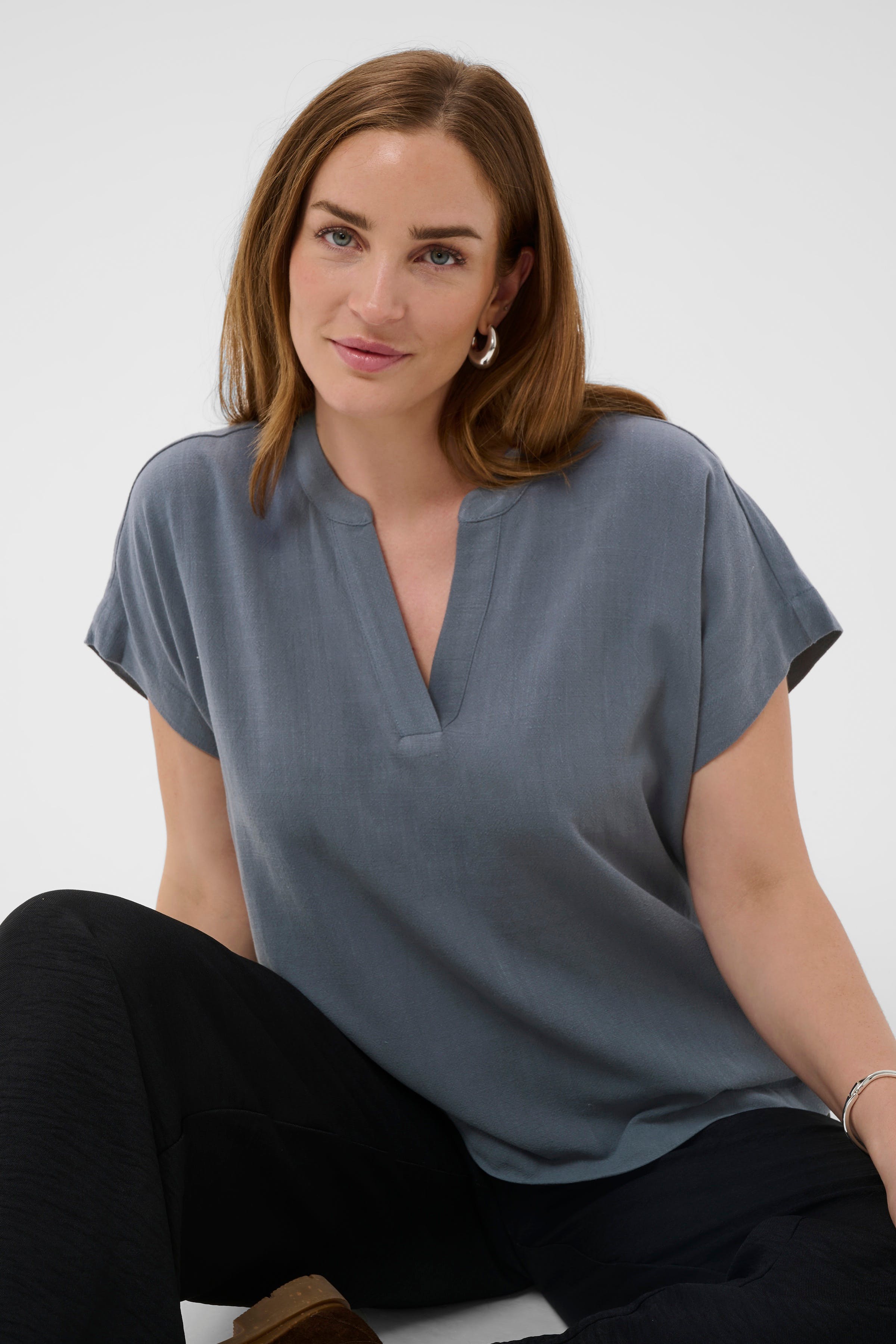 BPhella Blouse LOOKBOOK FRONT 40200106-108654