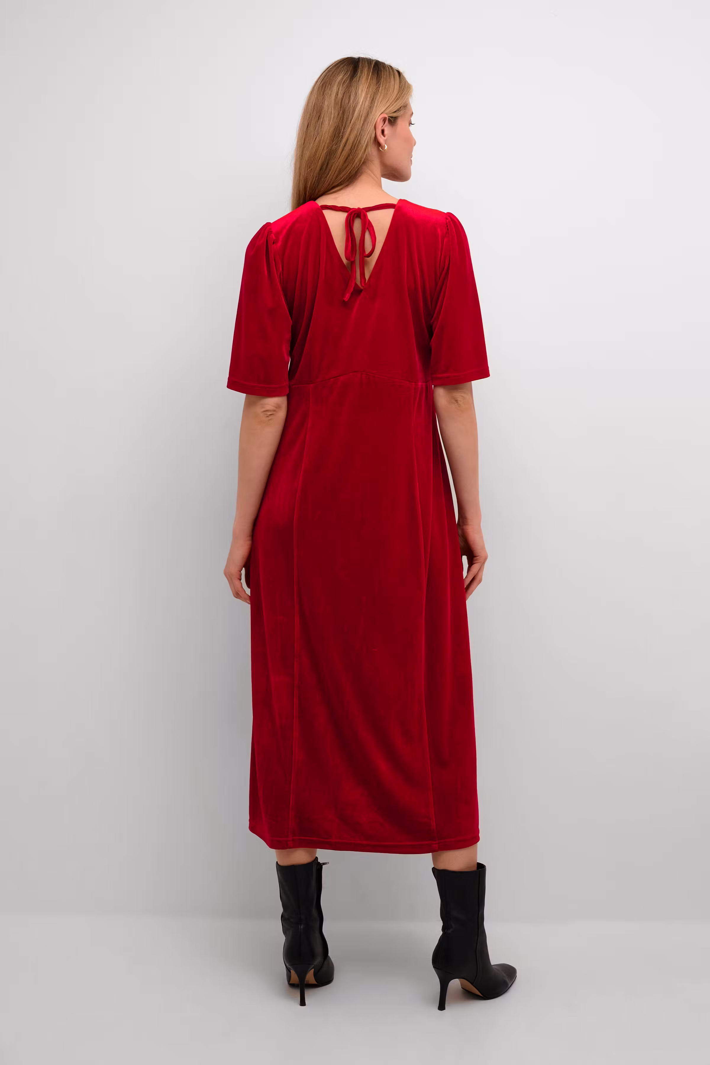 CRPativa Velvet Dress LOOKBOOK BACK 10611979-191862