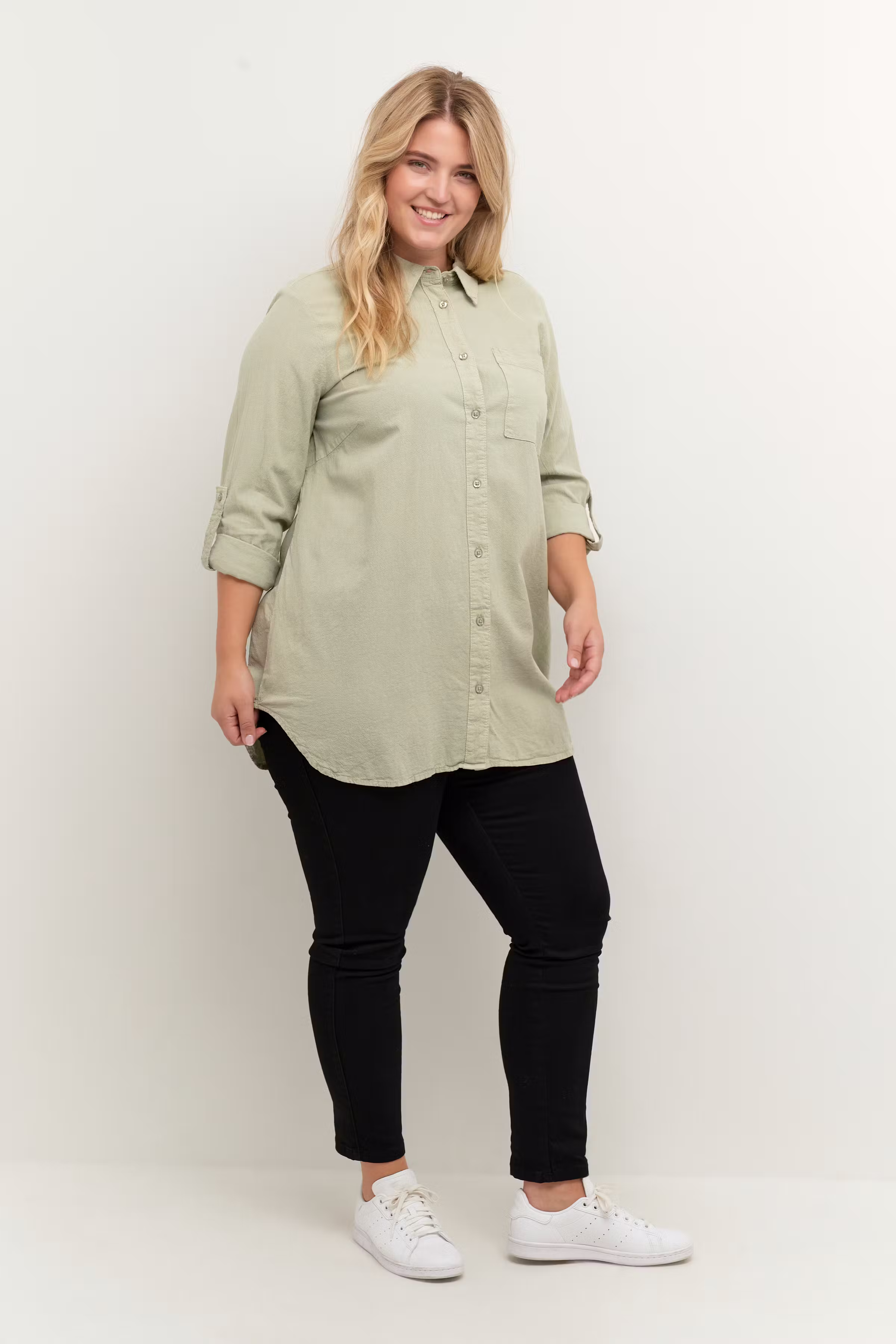 KCnana Tunic LOOKBOOK FRONT 10580784-166008