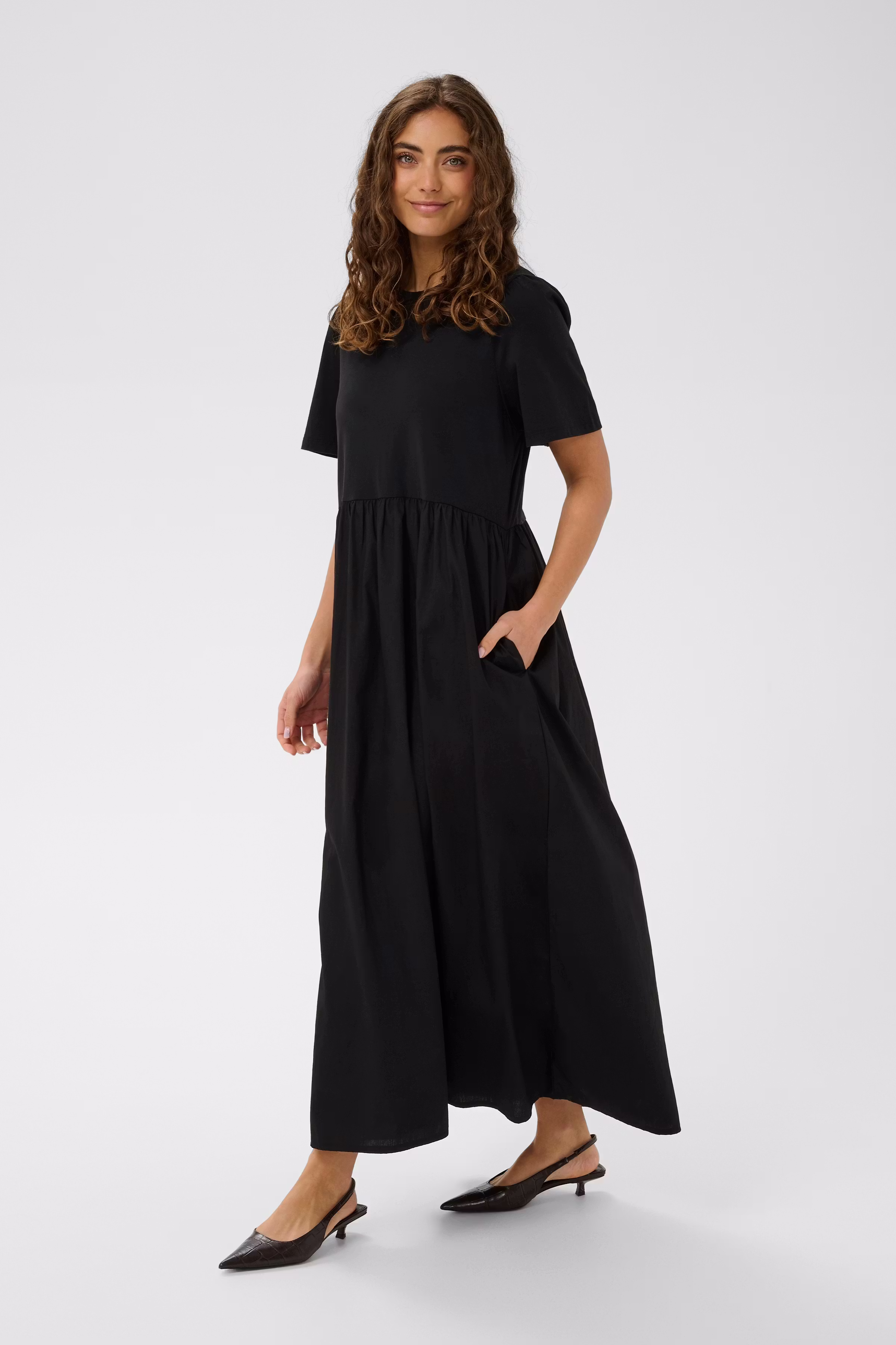 CUilisa Kjole LOOKBOOK FRONT 50113055-500012