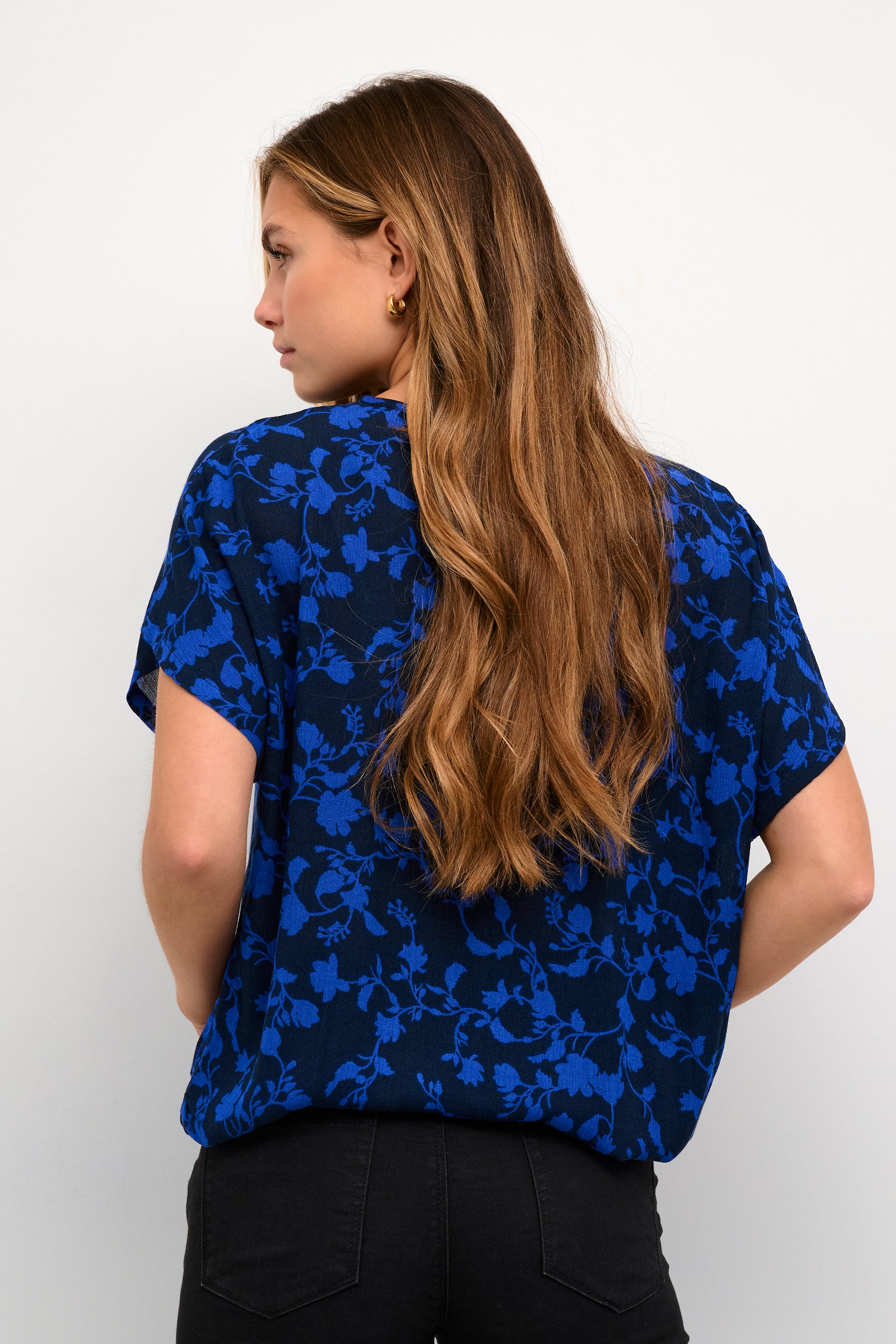 KAlokia Blouse LOOKBOOK BACK 10551852-103671