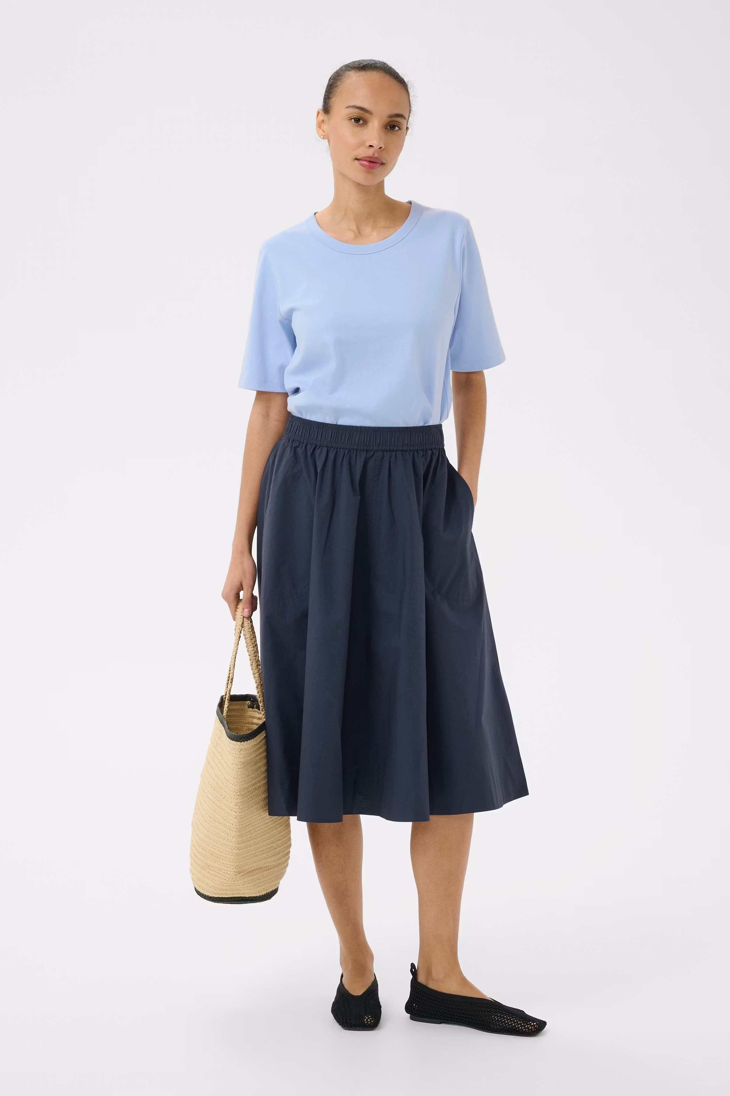 RatanaPW T-shirt LOOKBOOK FRONT 30309870-163922