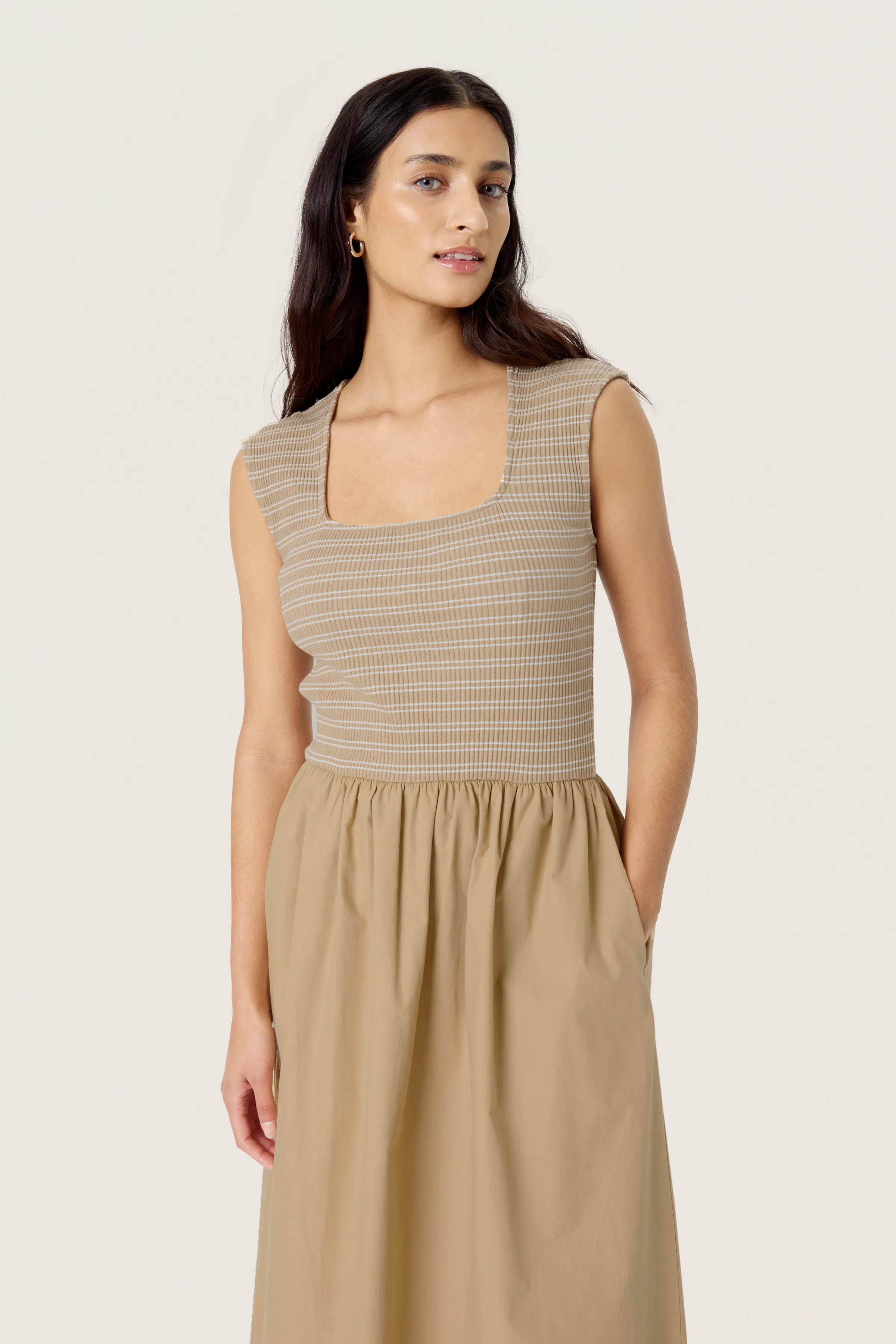 SLSimone Dress LOOKBOOK FRONT 30408674-151114