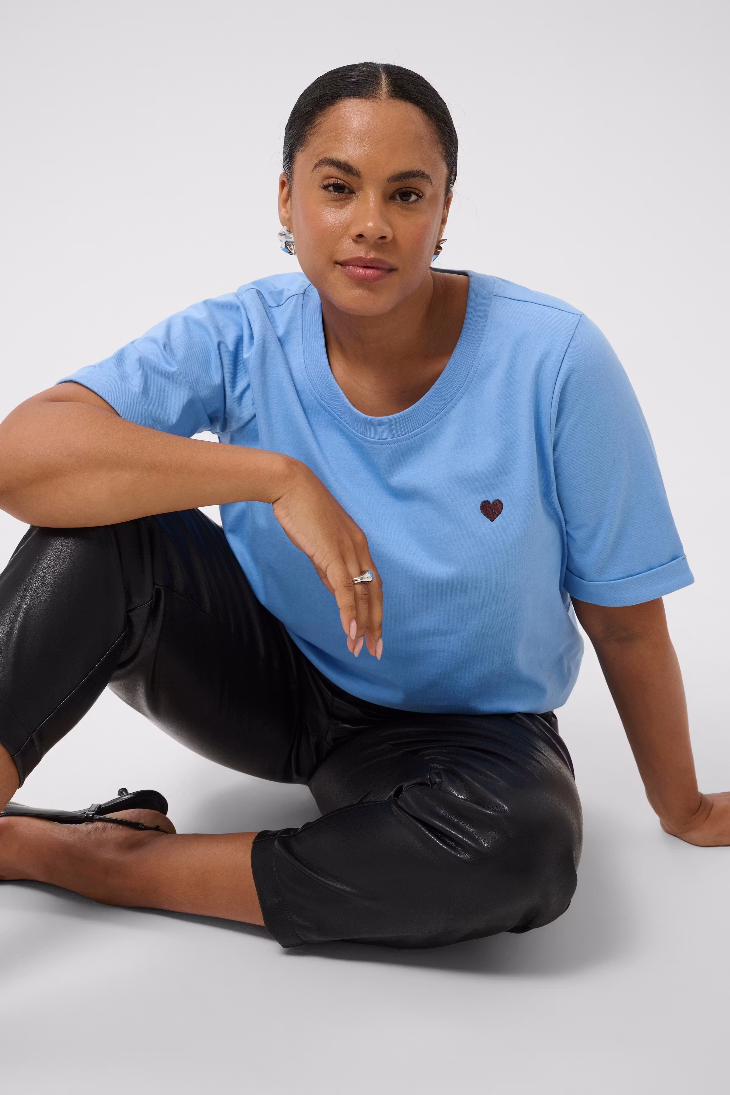 KCart T-shirt LOOKBOOK DETAIL 10583546-109990