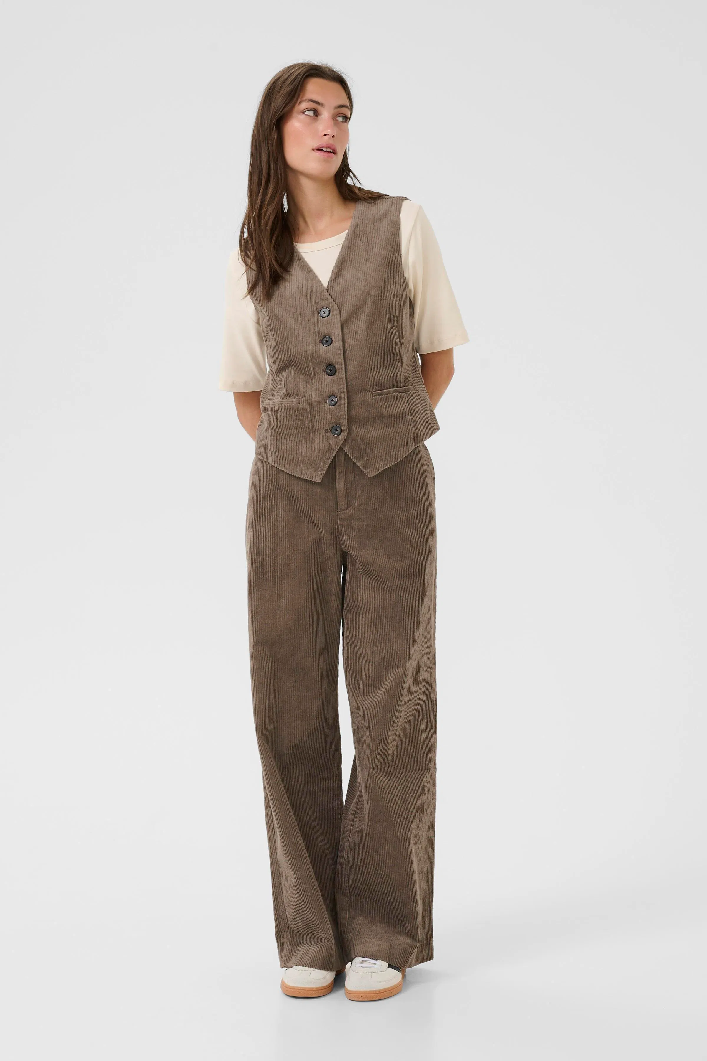 LinkaPW vest LOOKBOOK FRONT 30308909-181304