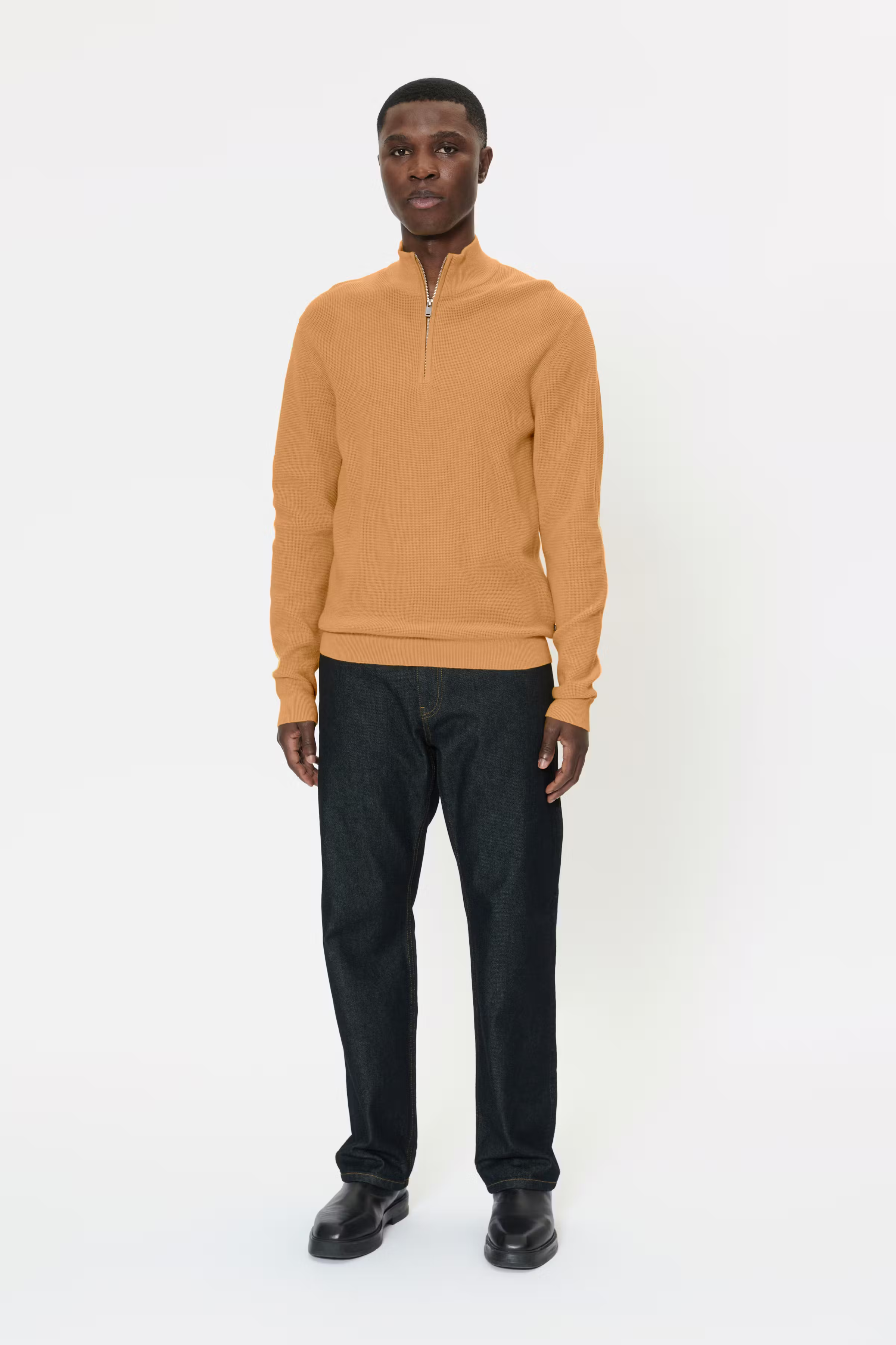 MAlagoon Half-Zip Pullover LOOKBOOK FRONT 30207192-130939