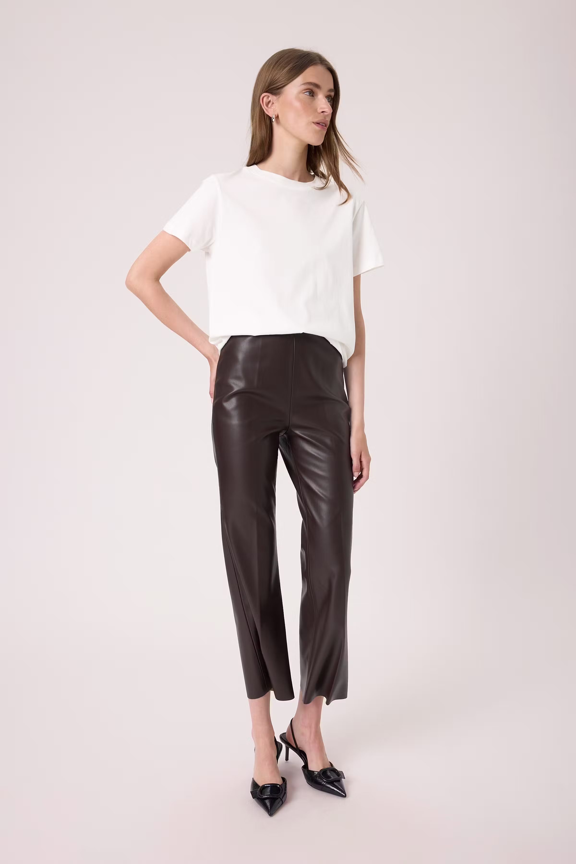 SLKaylee Broek LOOKBOOK FRONT 30404598-191109