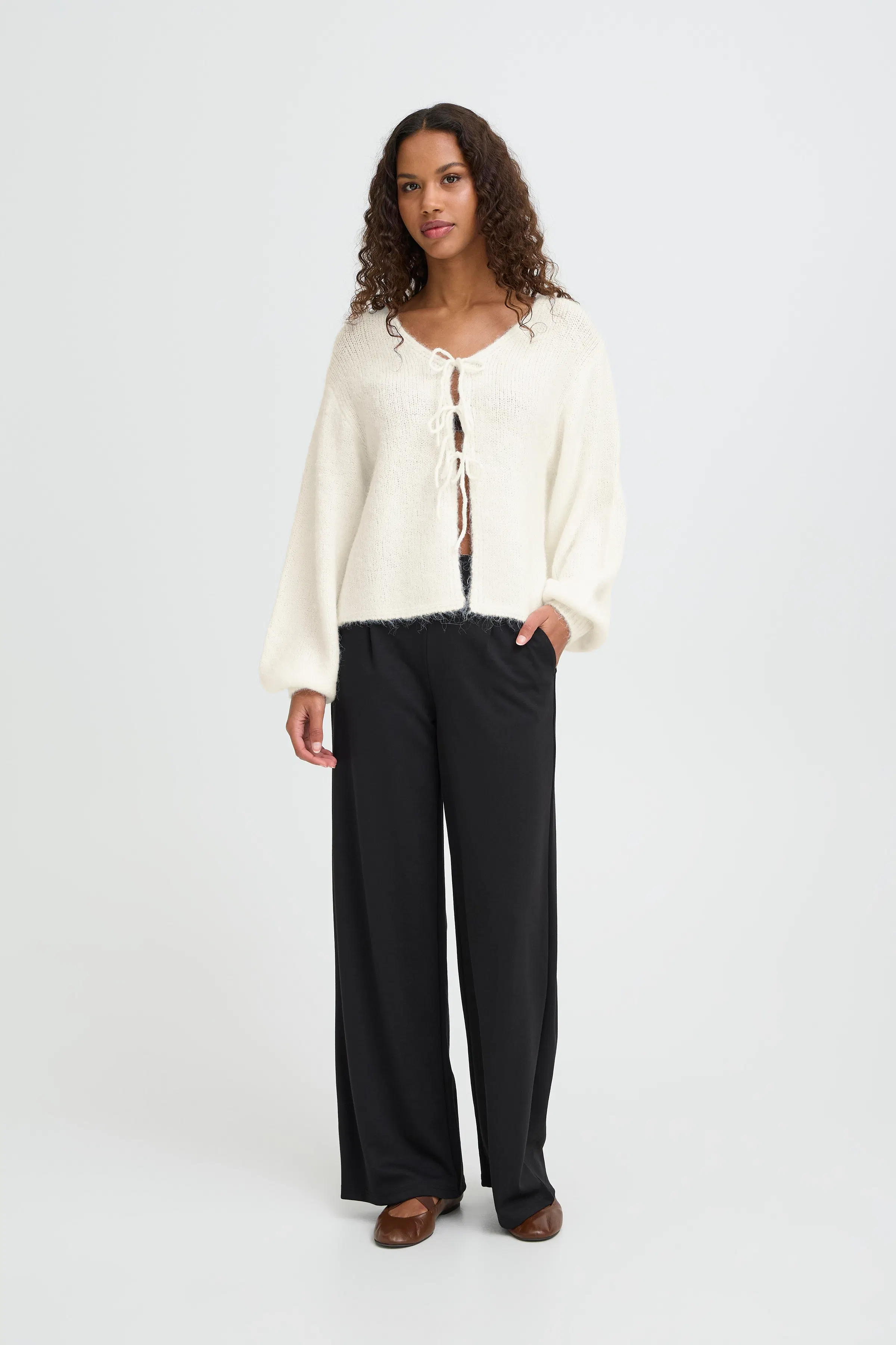 IHDABRIA Cardigan LOOKBOOK FRONT 20124677-114201