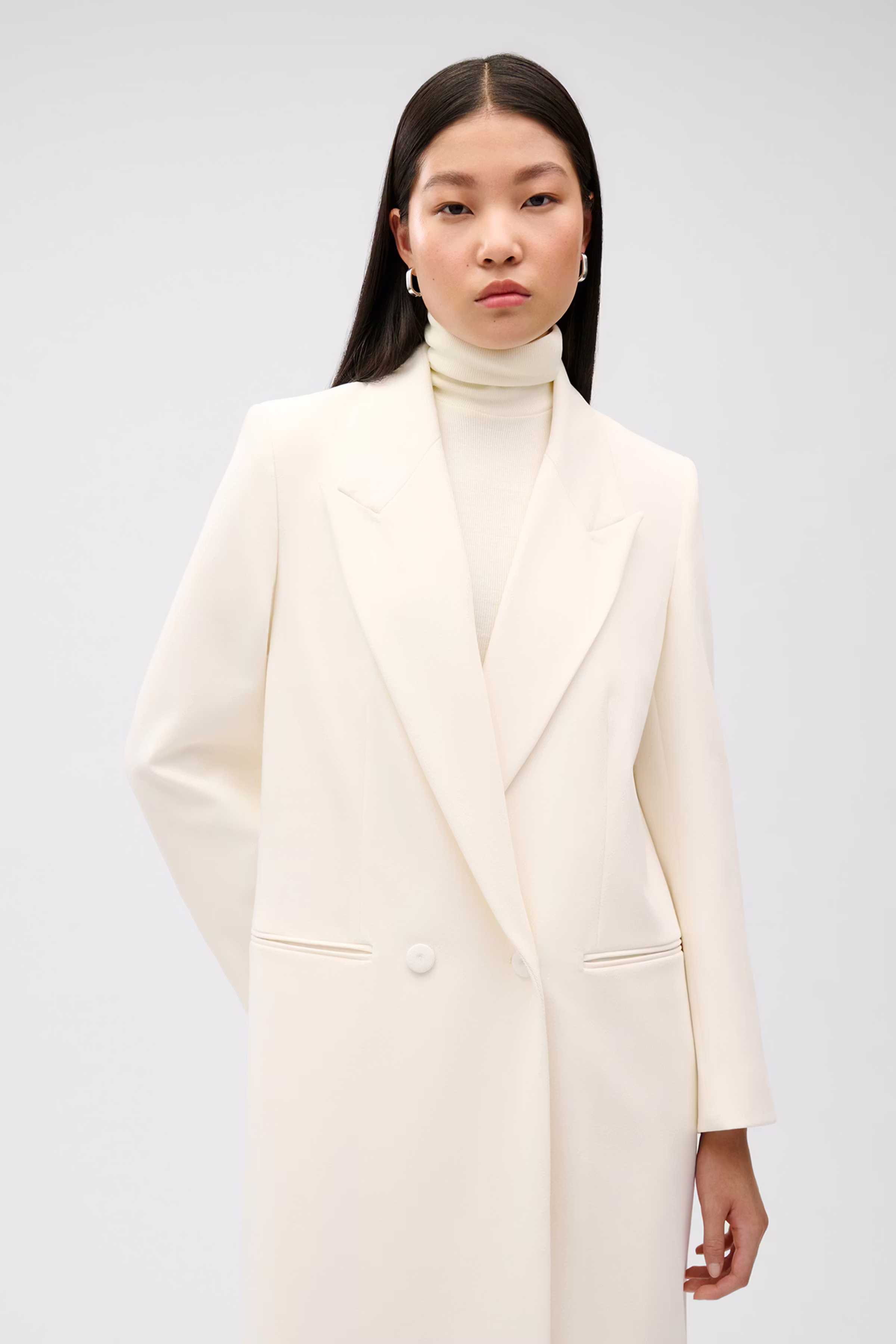 Jil Coat LOOKBOOK FRONT 30600560-WH011