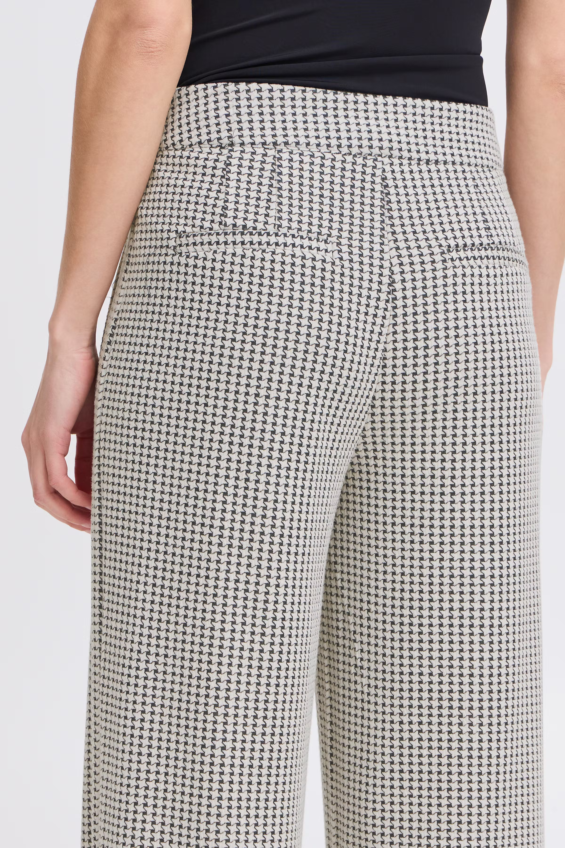 IHKATE Casual broek LOOKBOOK DETAIL 20123016-194010