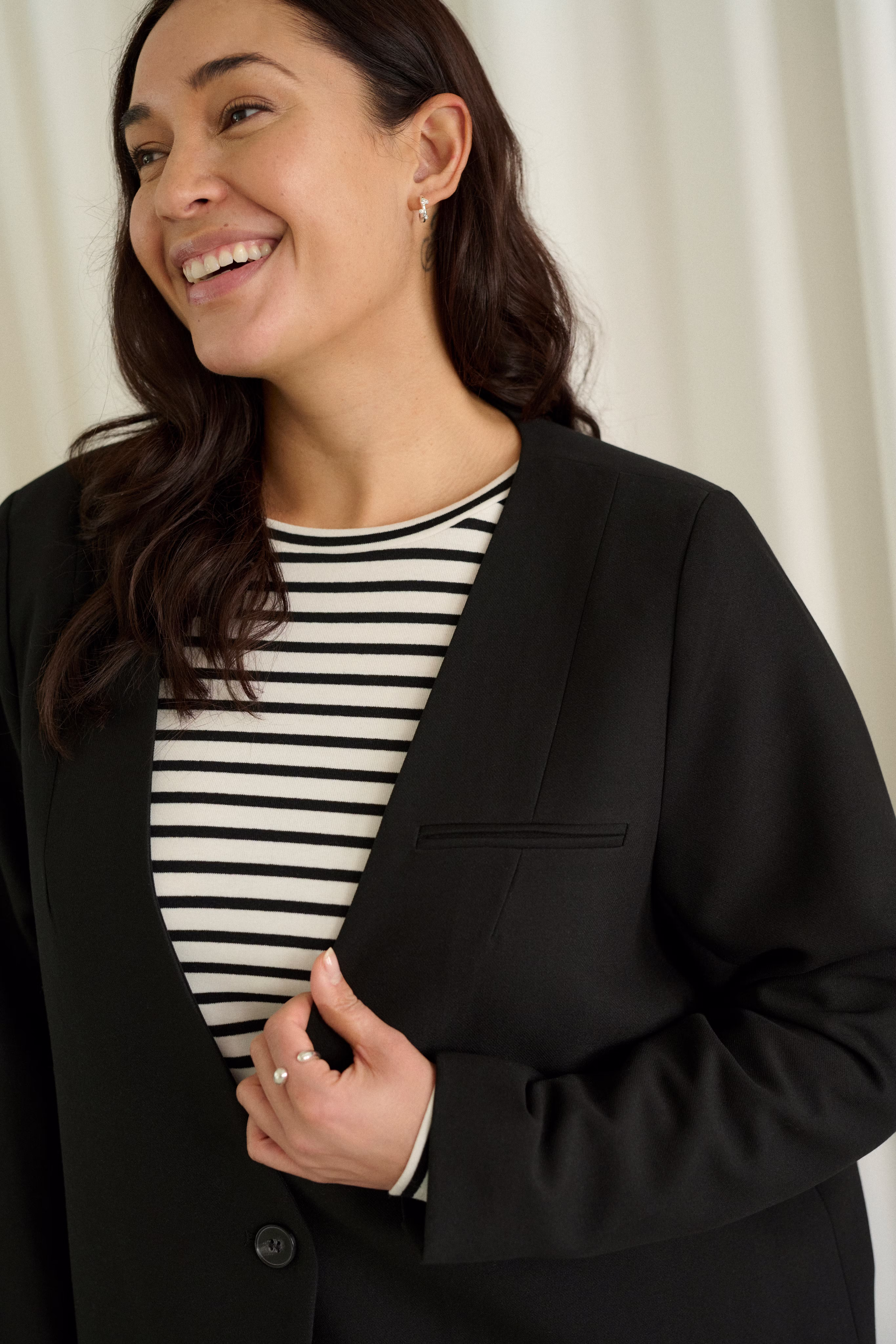 KCmiala Blazer LOCATION NONE 10582863-100121