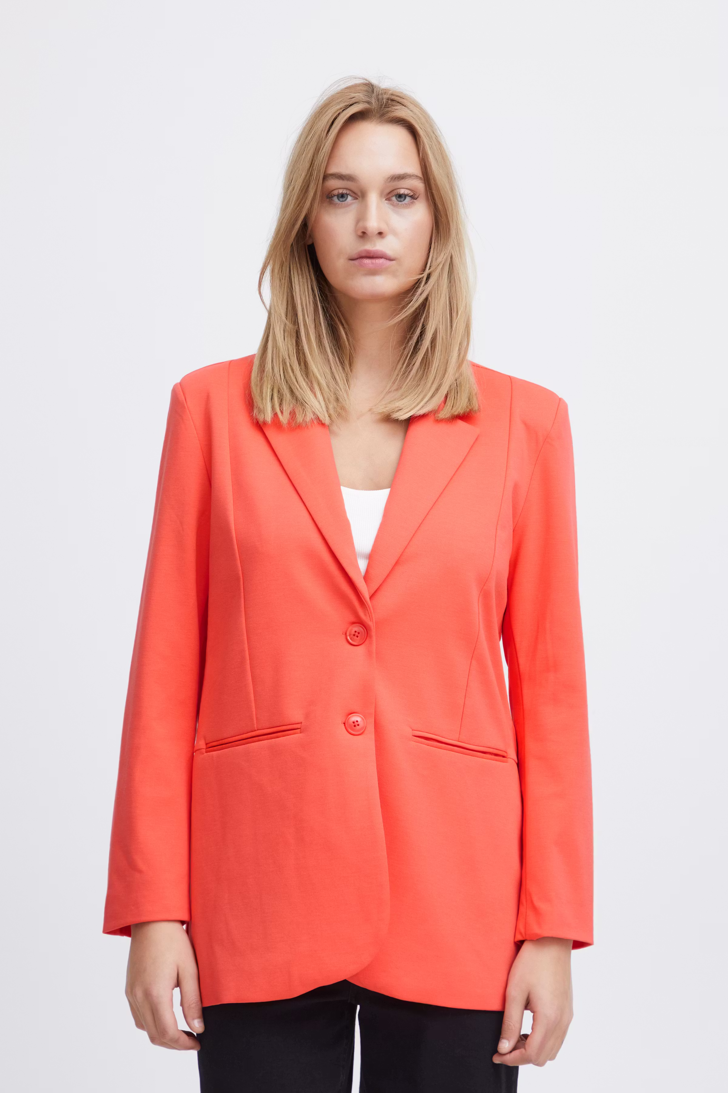 IHKATE OVERSIZE Blazer LOOKBOOK FRONT 20118123-171656