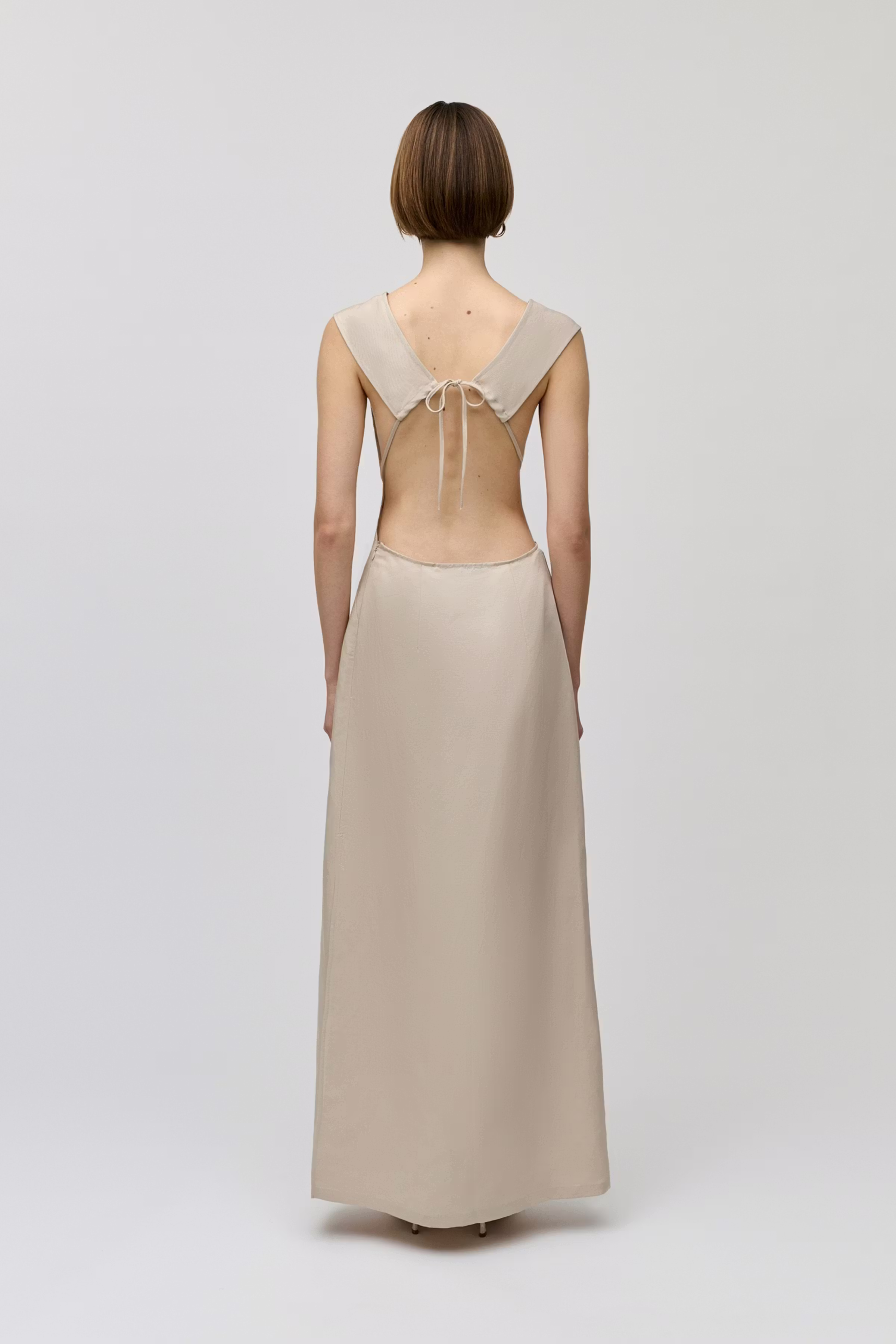 NADEAN Kleid LOOKBOOK BACK 30700025-BE396