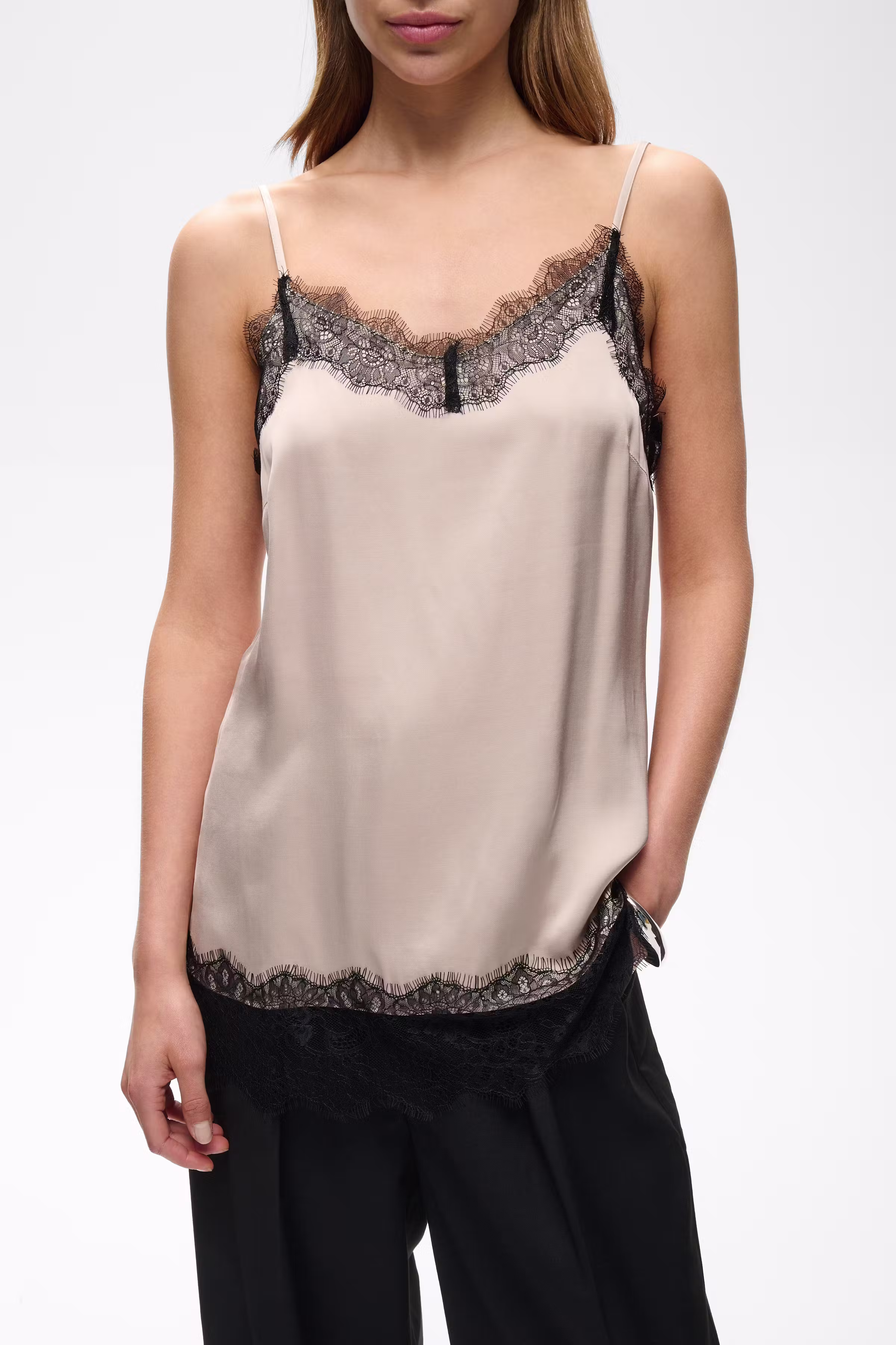 BallaIW Top LOOKBOOK DETAIL 30111275-303115