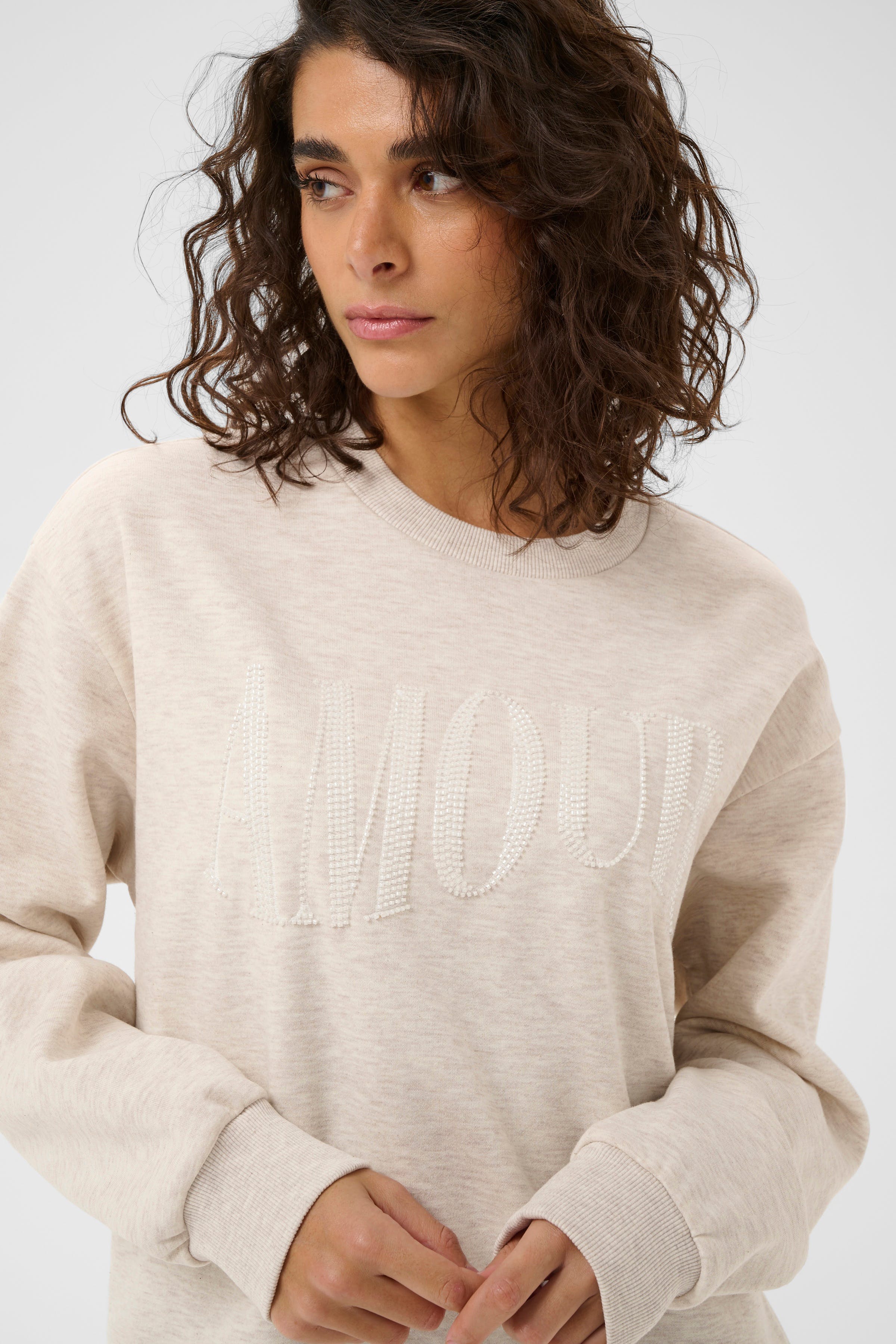 KAmelody Sweatshirt LOOKBOOK DETAIL 10511456-1513051