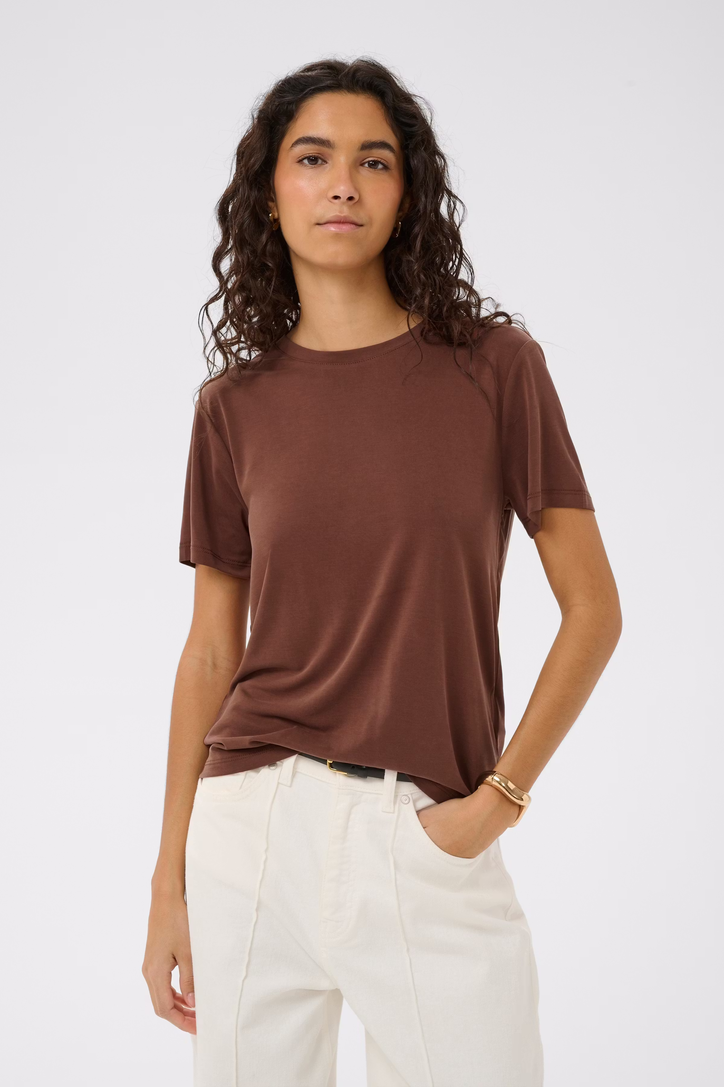 SLColumbine T-shirt LOOKBOOK FRONT 30404678-191220