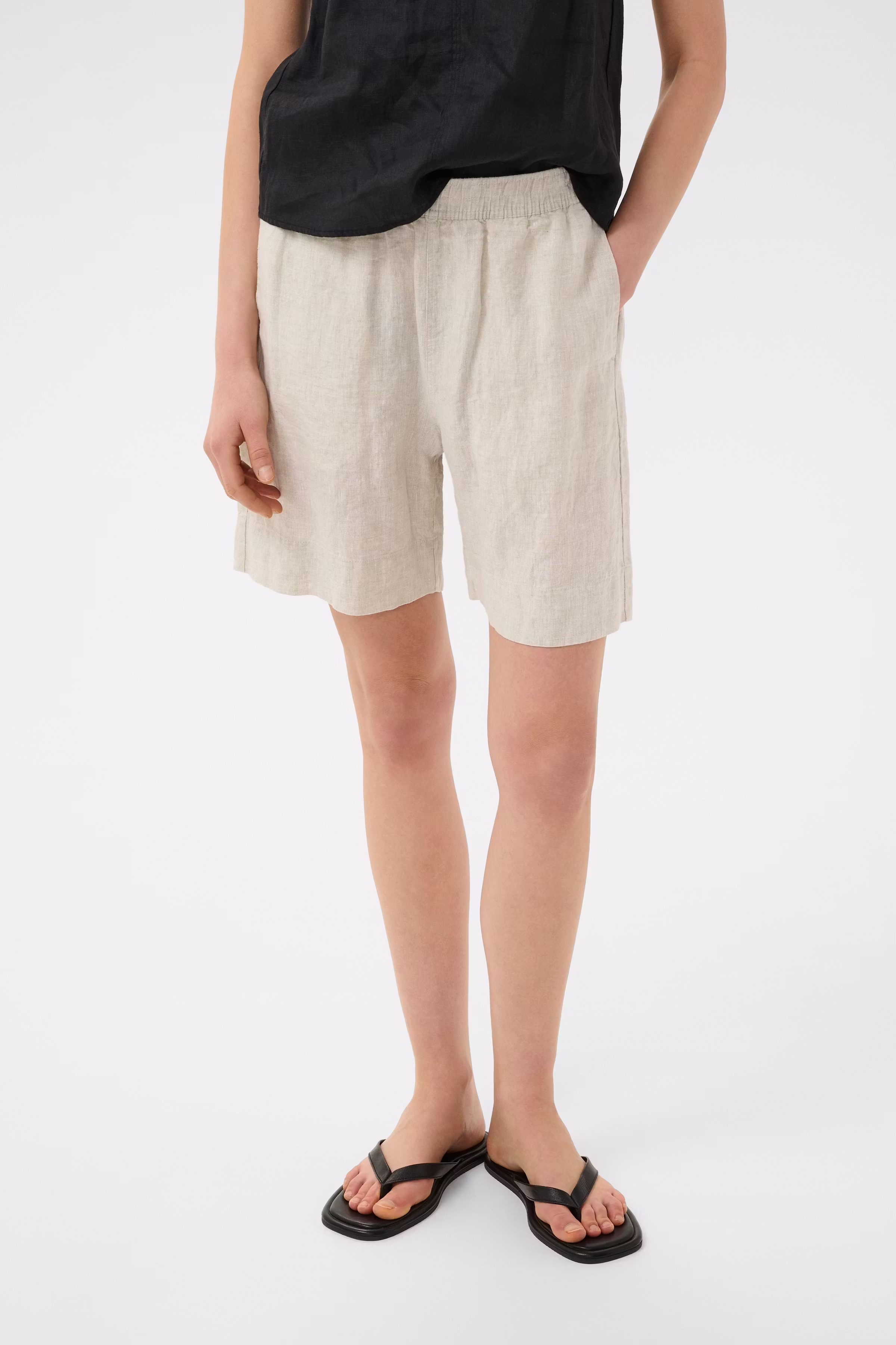 ELINORIW Shorts LOOKBOOK FRONT 30112545-300597