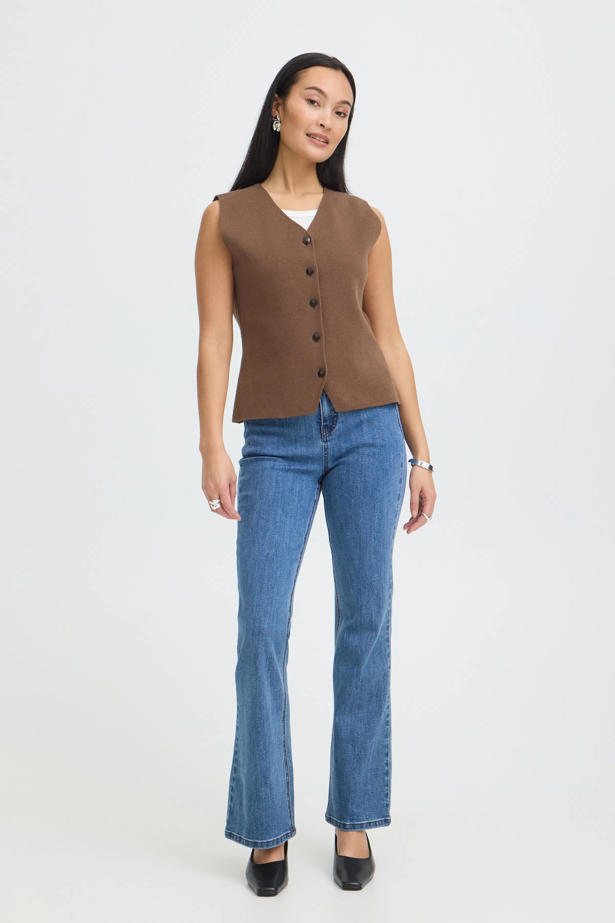 FRITA Vest LOOKBOOK FRONT 20618192-190916