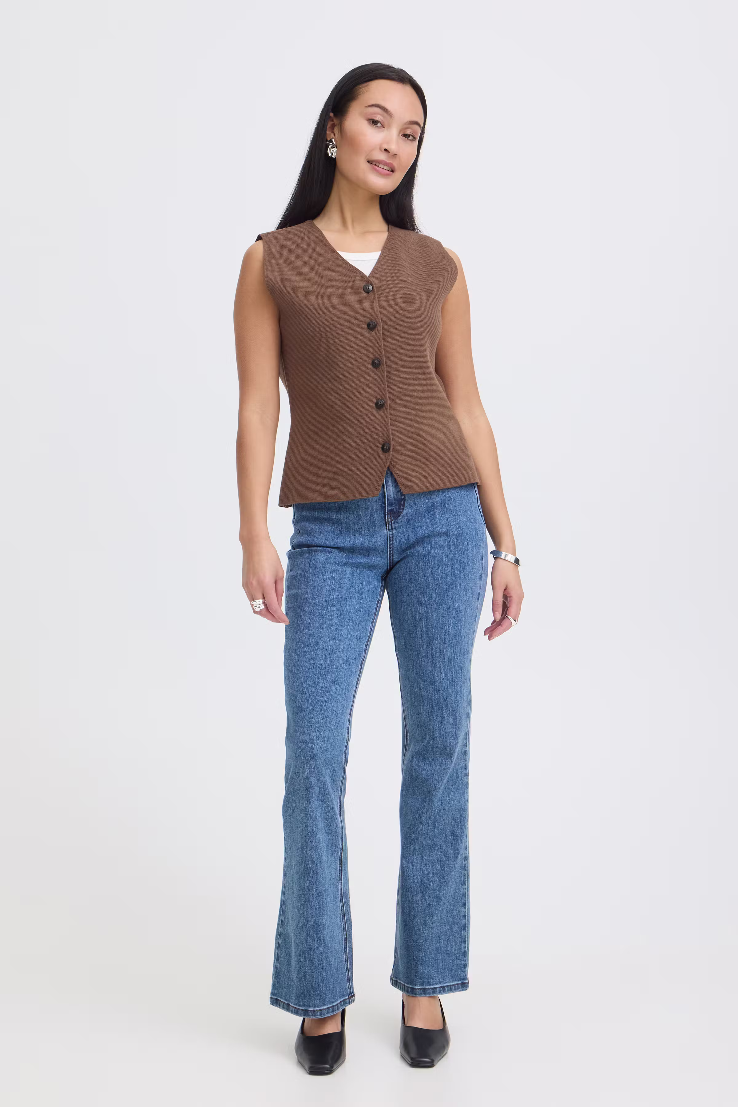 FRITA Vest LOOKBOOK FRONT 20618192-190916