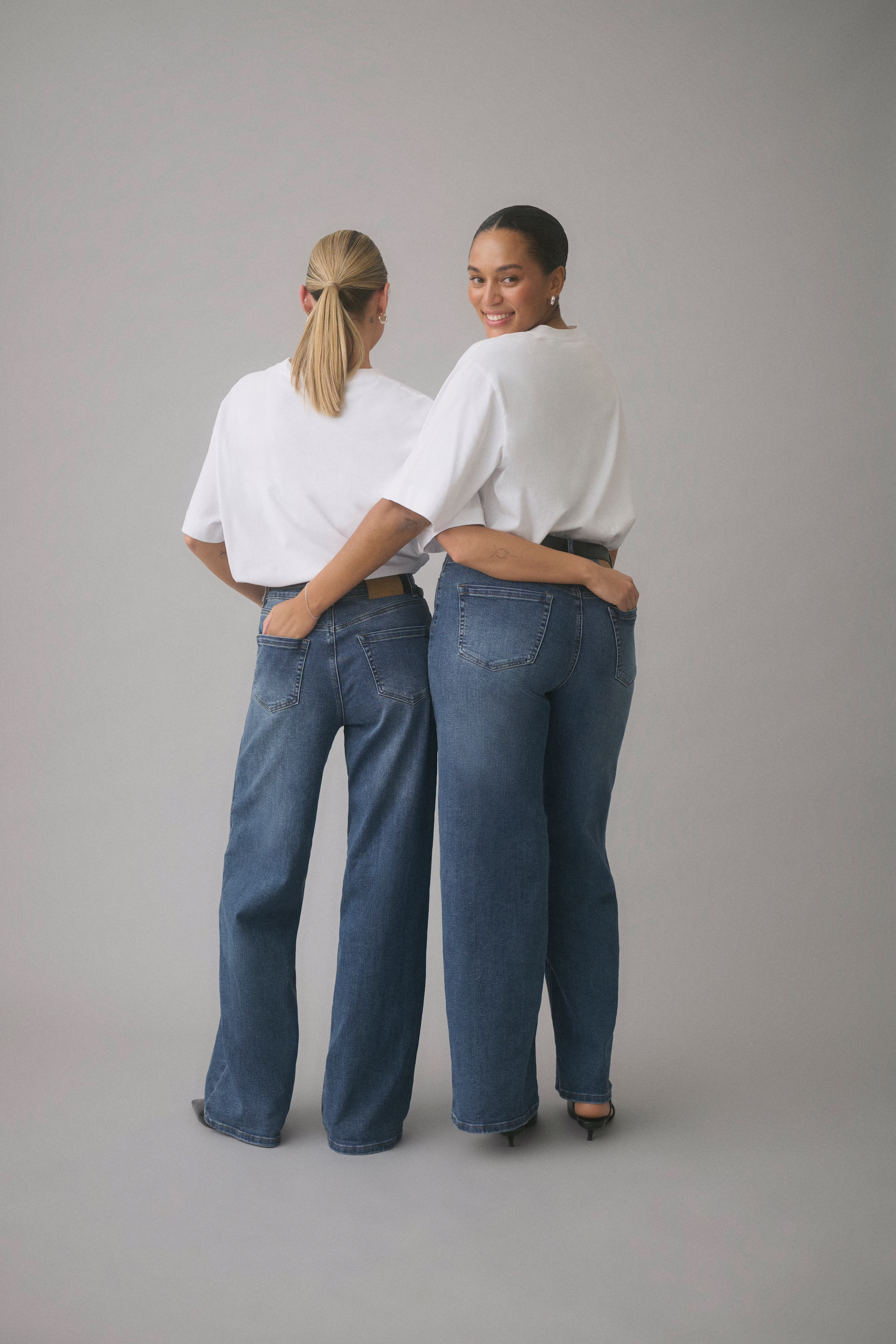 KAmeadow Jeans LOCATION NONE 10510711-102272