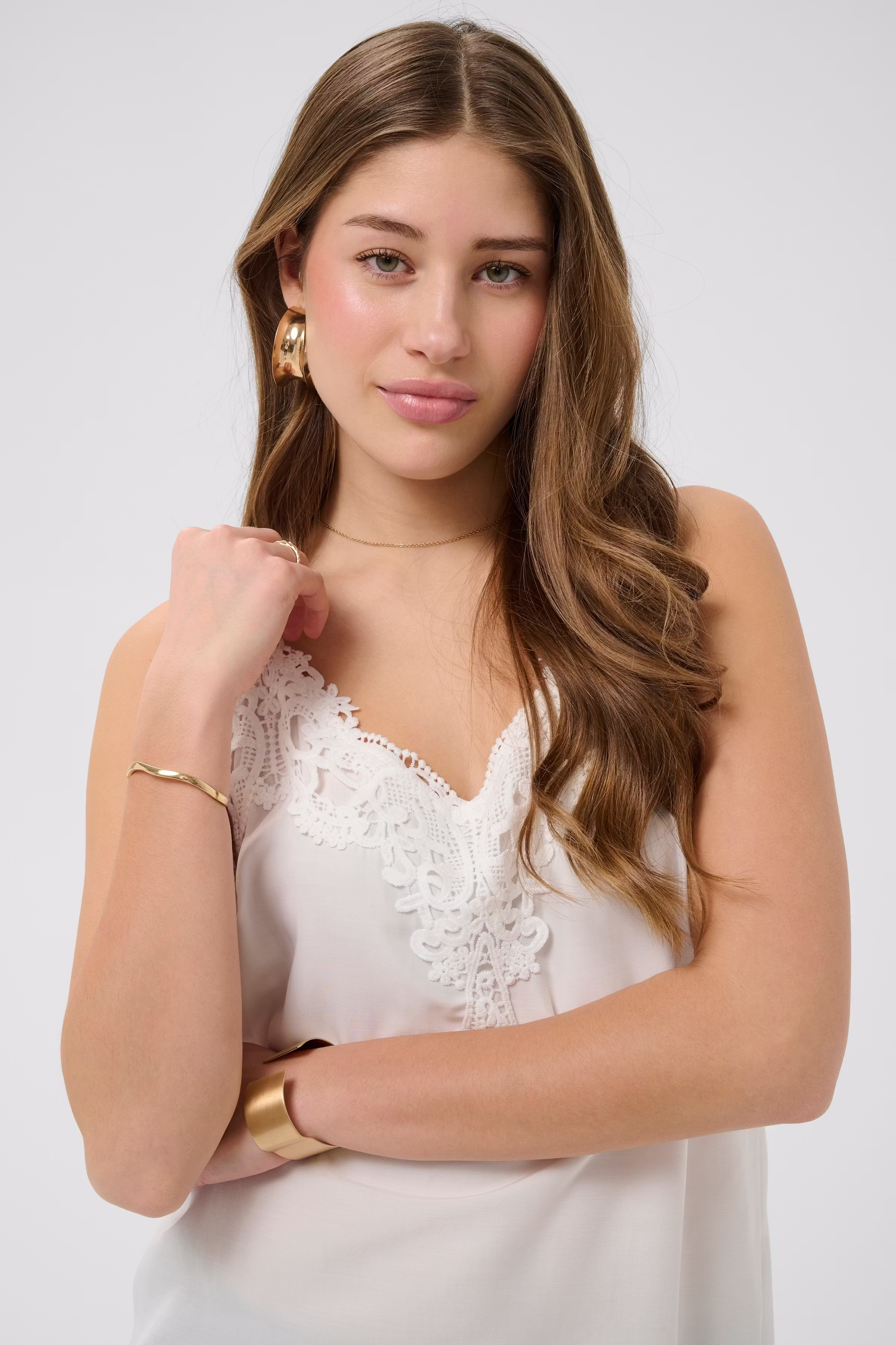 CRAnna Top LOOKBOOK DETAIL 10611224-110602