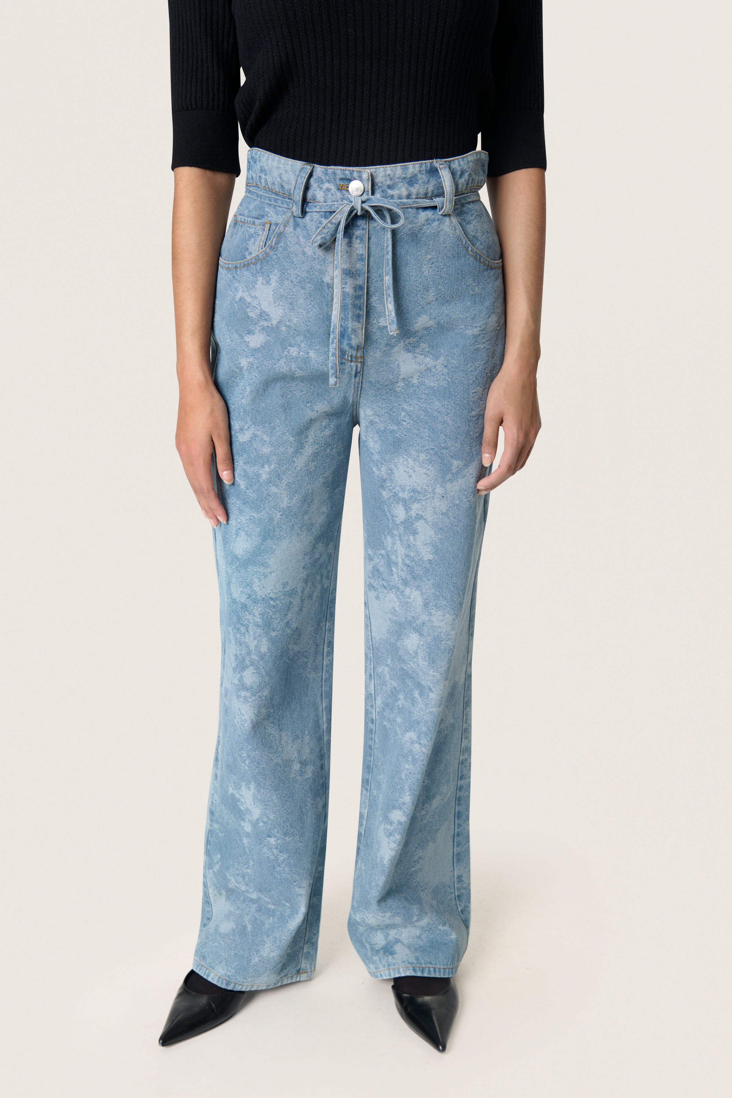 SLAltea Jeans LOOKBOOK FRONT 30408532-304121