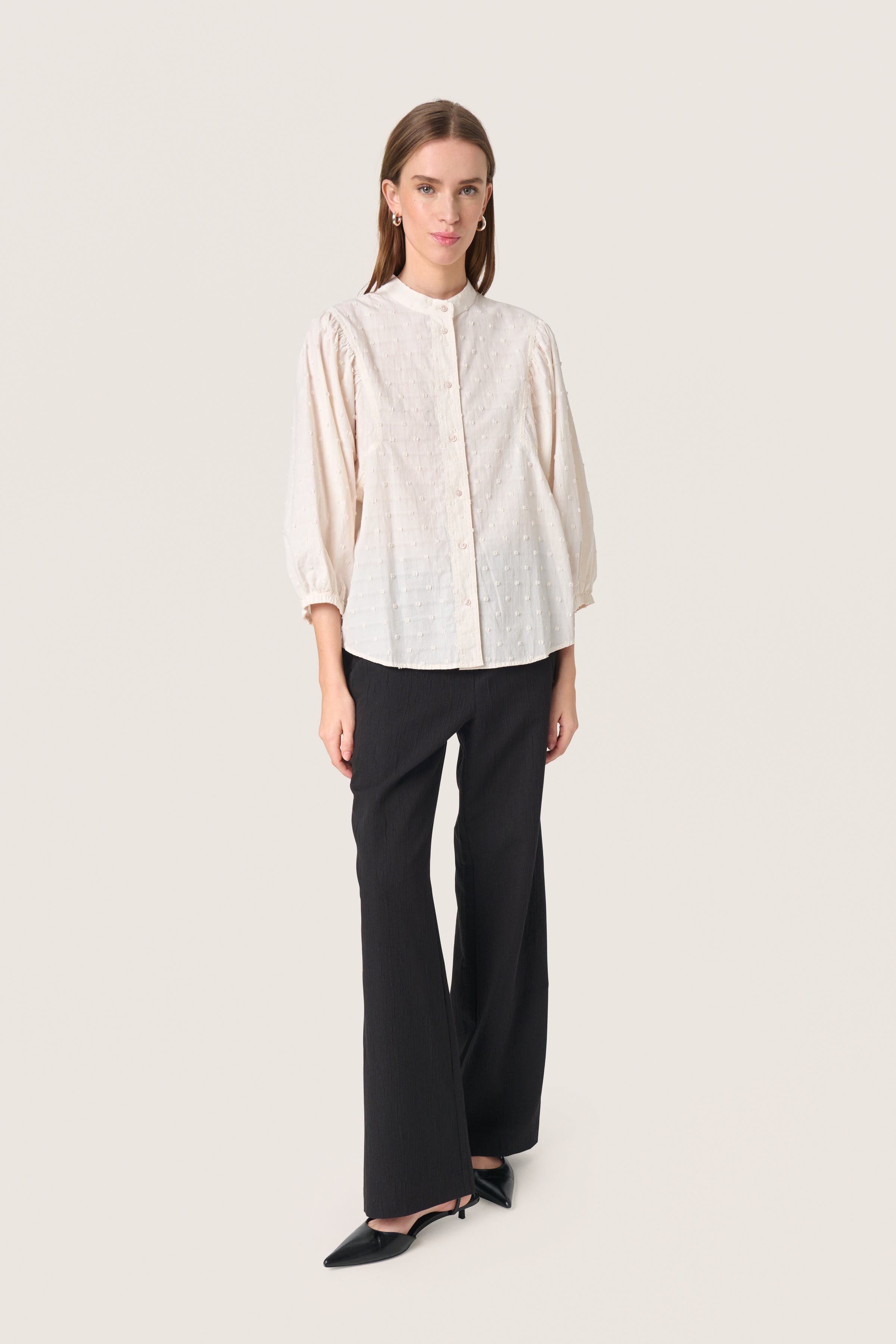 SLSunela Shirt LOOKBOOK FRONT 30408439-111001