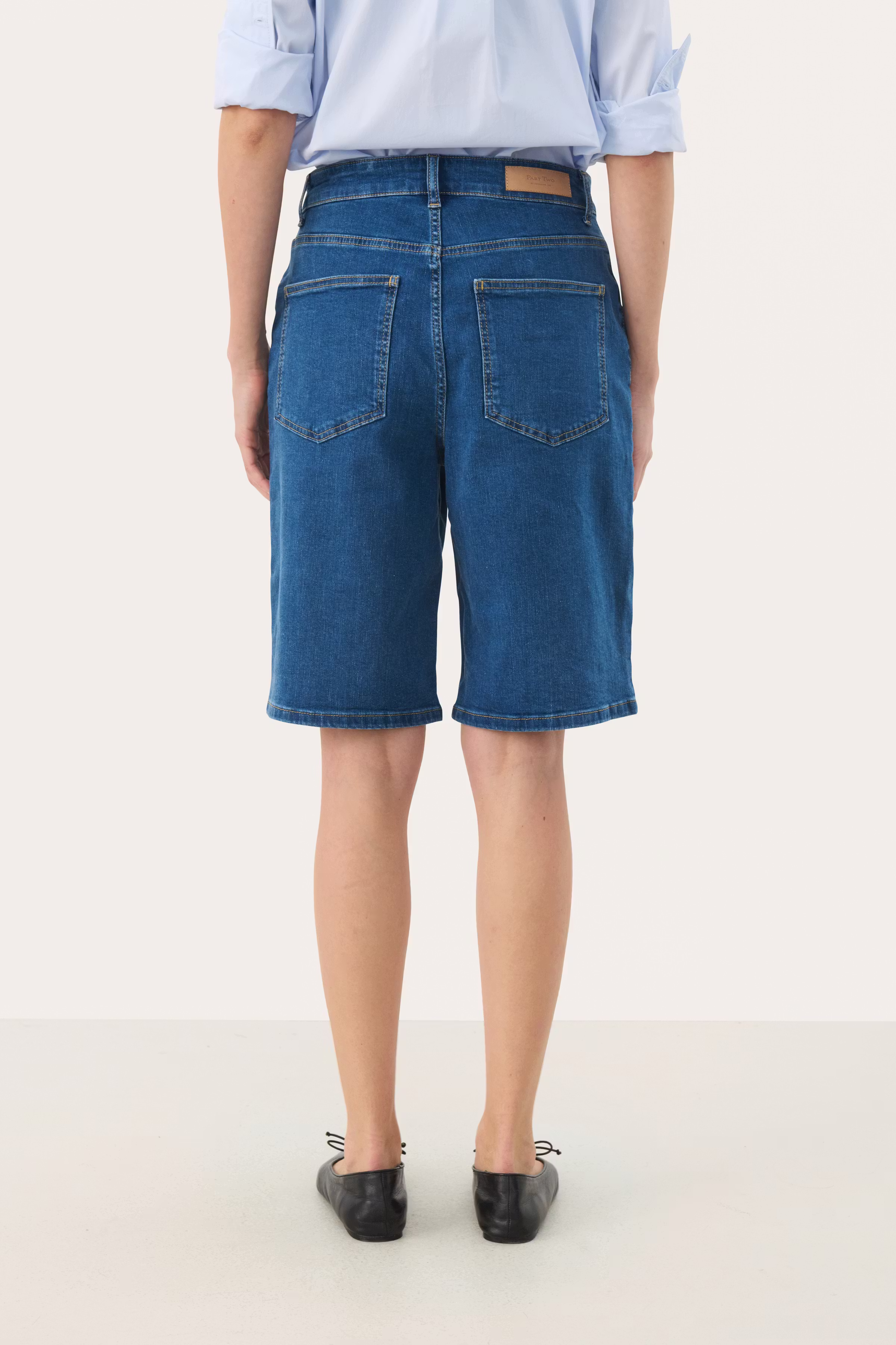 RafaellaPW Shorts LOOKBOOK BACK 30310109-300157