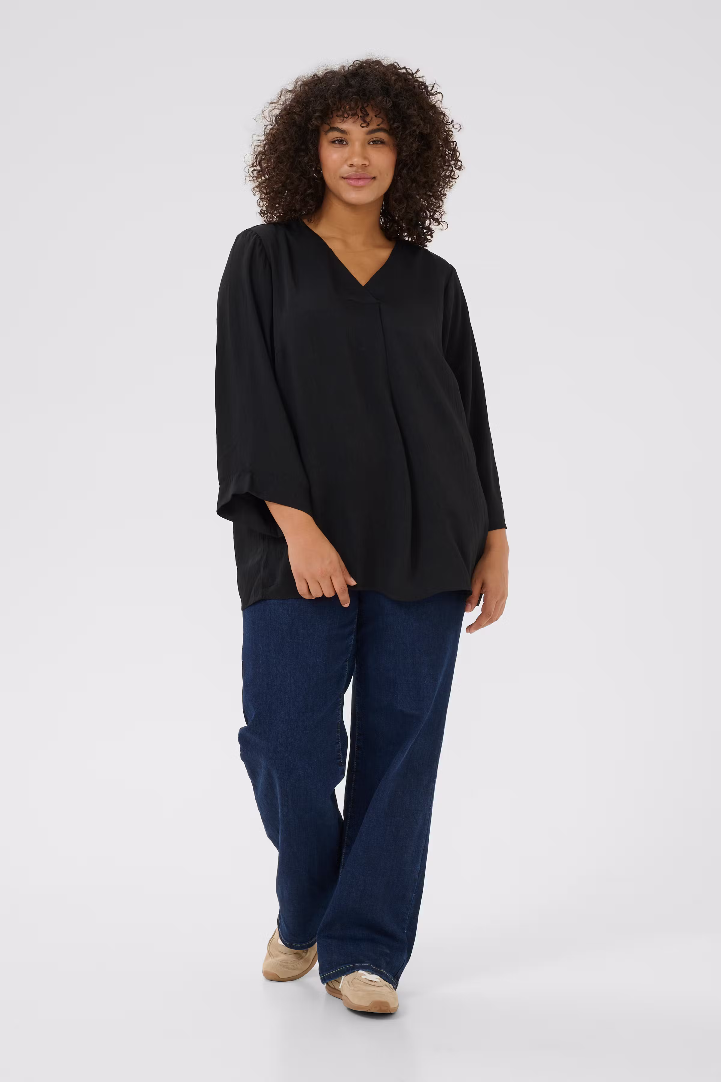 KCtinki Bluse LOOKBOOK FRONT 10583335-100121