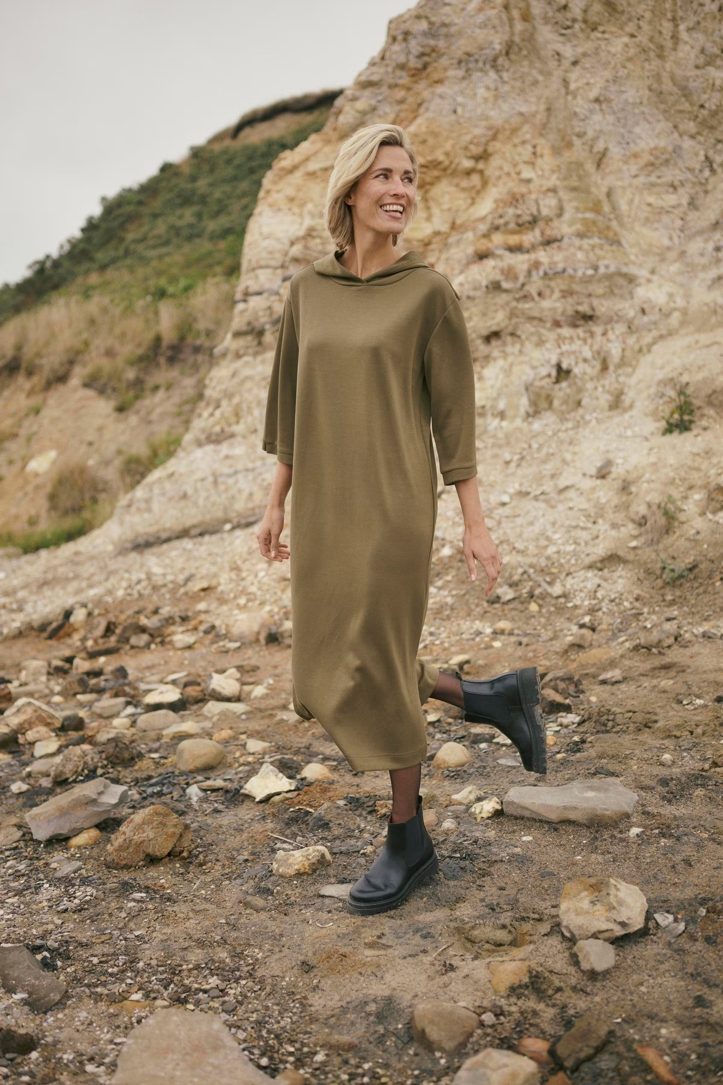 BPtrudy Klänning LOCATION NONE 40200049-108655