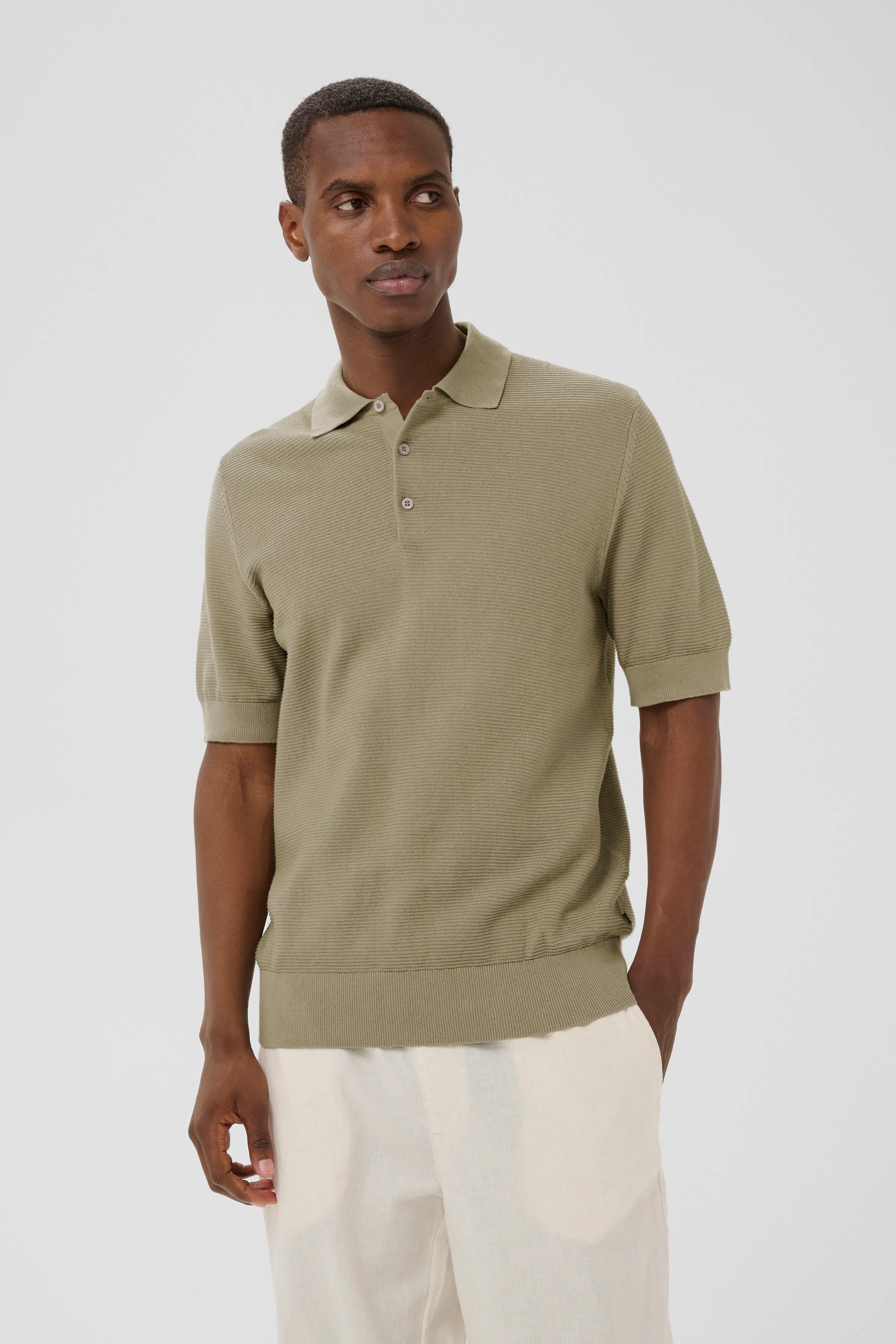 MApolo Poloshirt LOOKBOOK FRONT 30209117-171108
