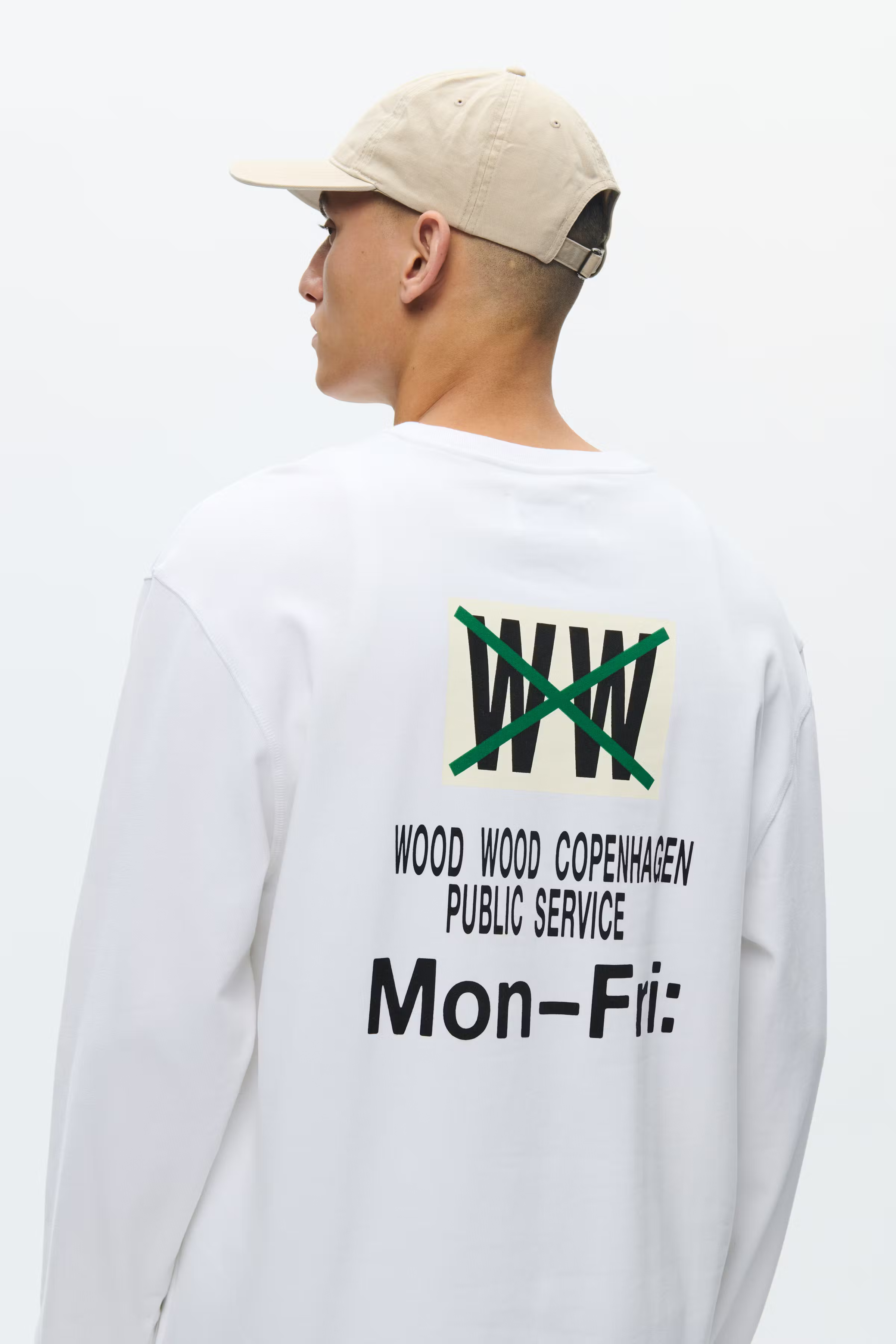 WWRyan mon-fri Sweatshirt LOOKBOOK DETAIL 30252004-110601