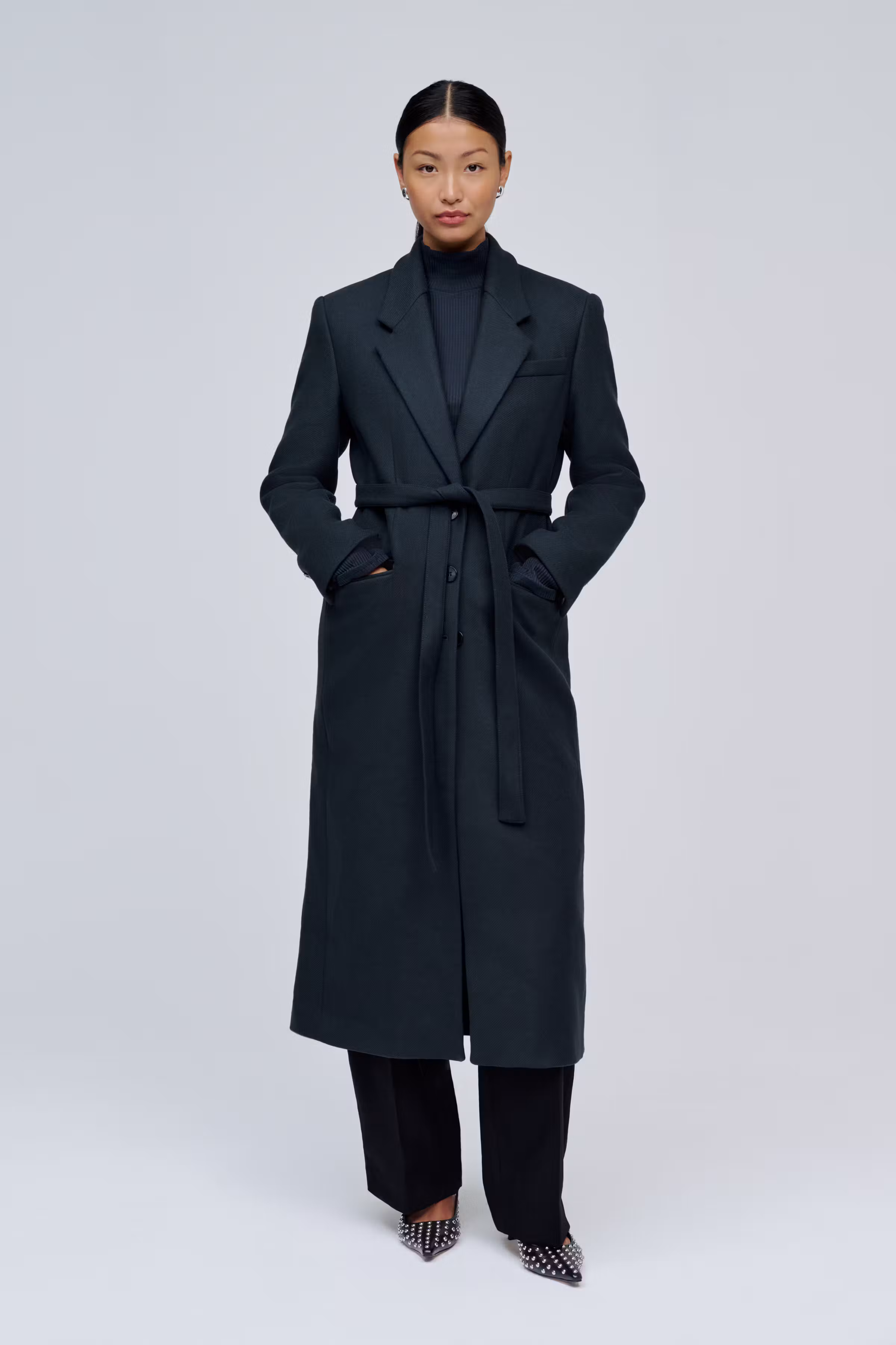 IOCrystal Coat LOOKBOOK FRONT 30600048-BL862