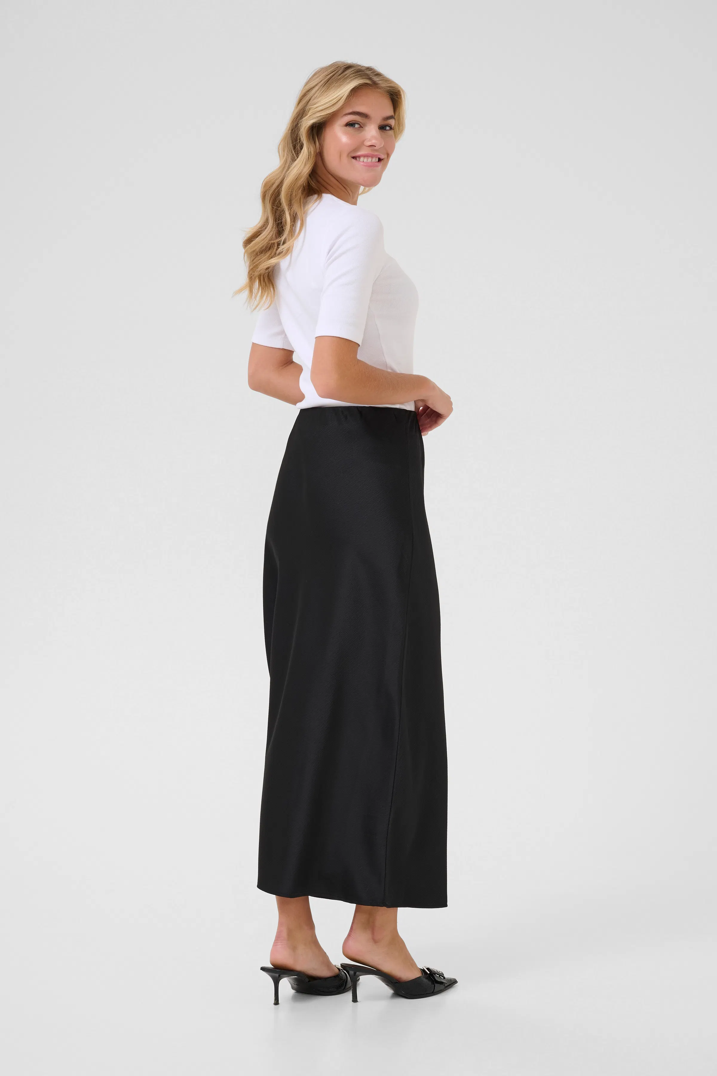 KAvera Skjørt LOOKBOOK BACK 10510343-100121
