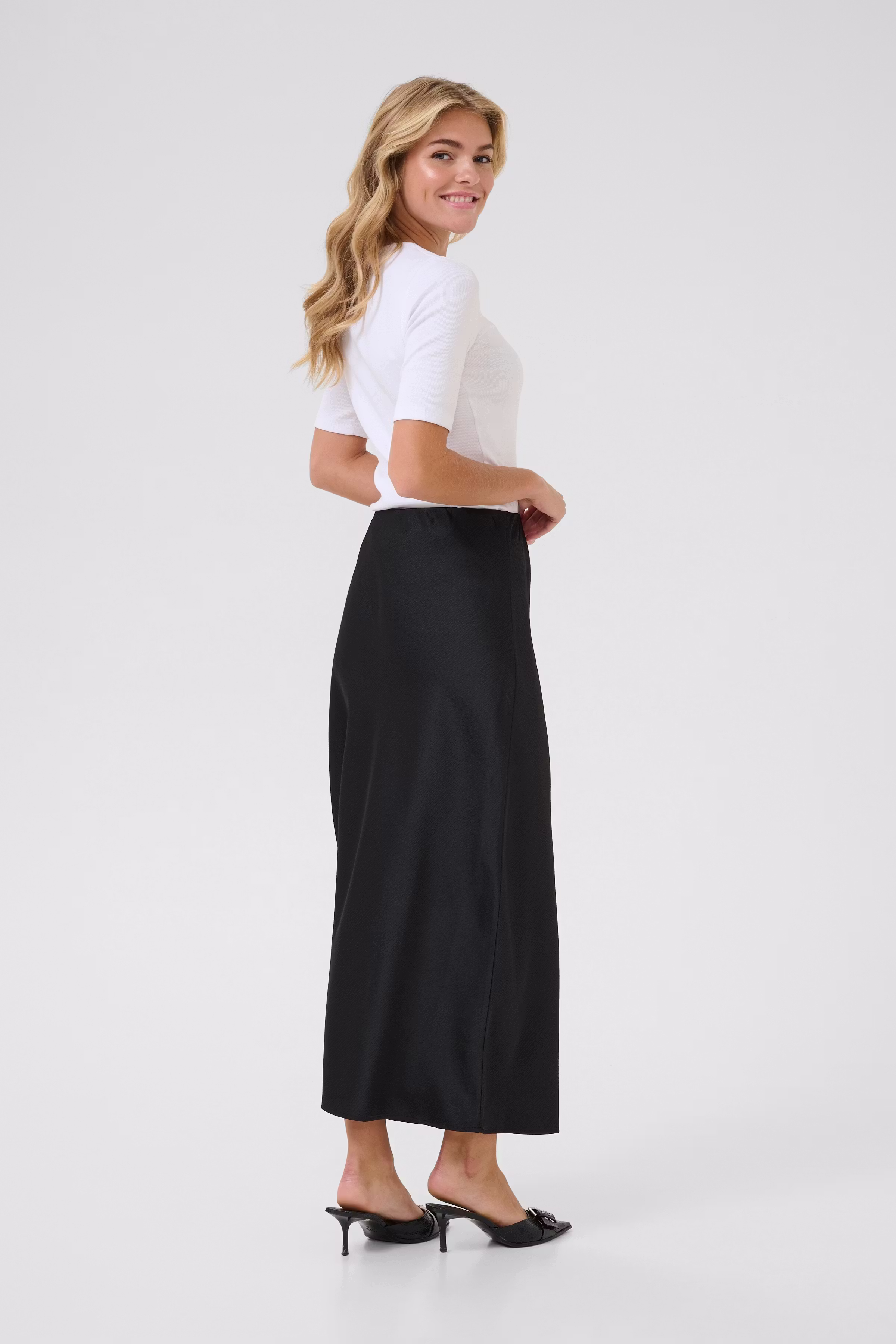 KAvera Rok LOOKBOOK BACK 10510343-100121