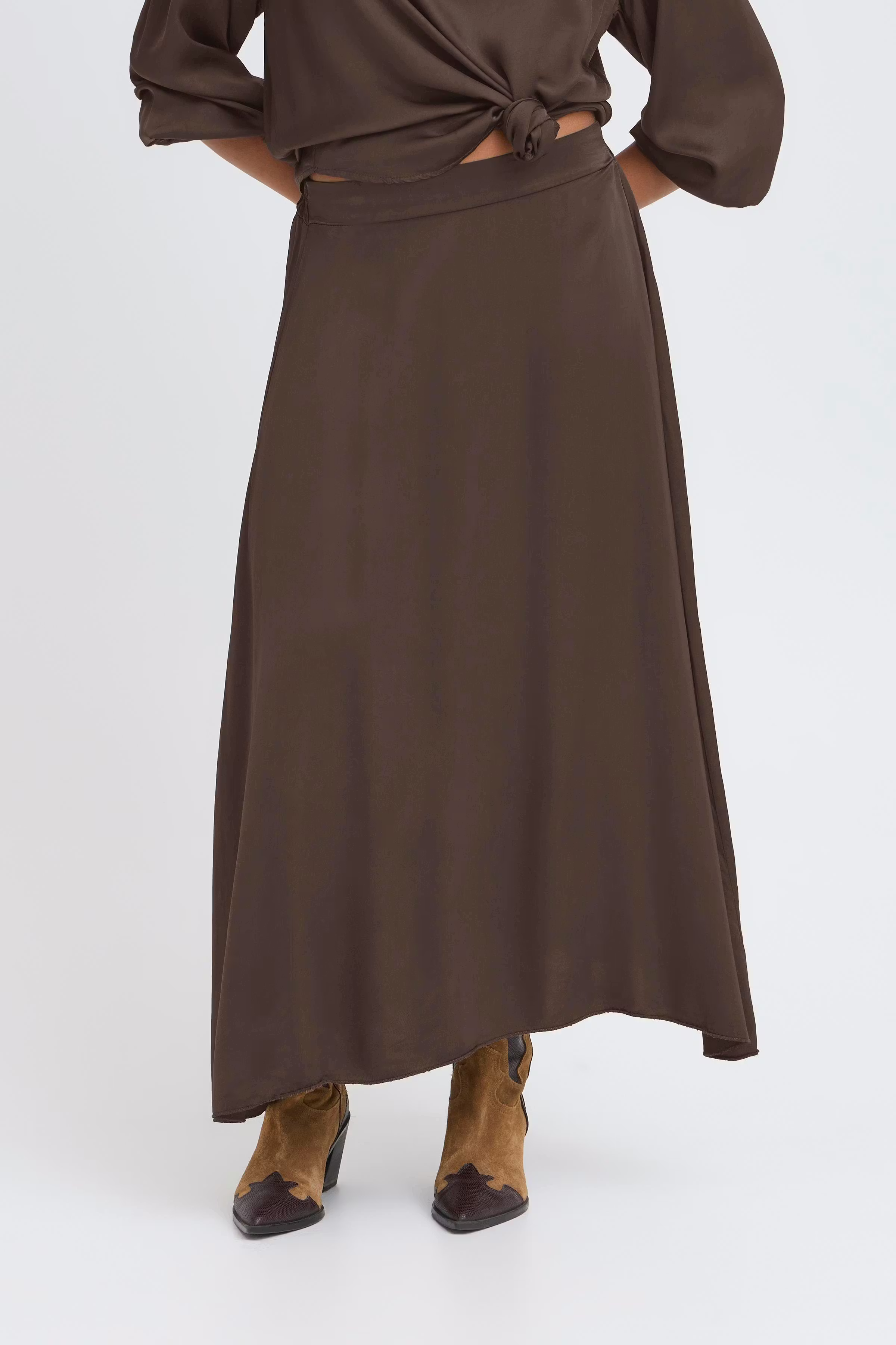 SBOLIVIA Skirt LOOKBOOK FRONT 22101106-191109