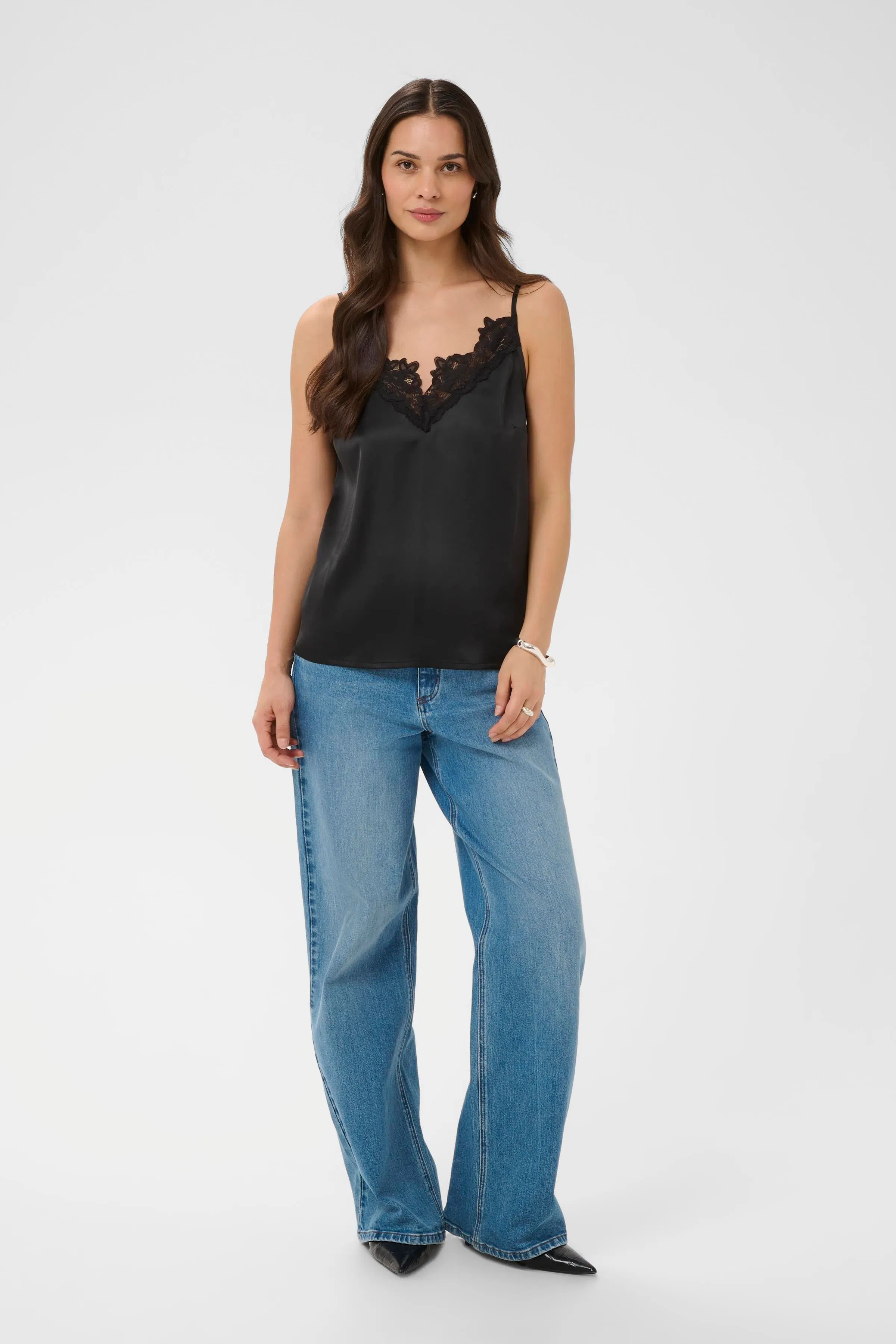 KAclaudia Top LOOKBOOK FRONT 10512419-100121