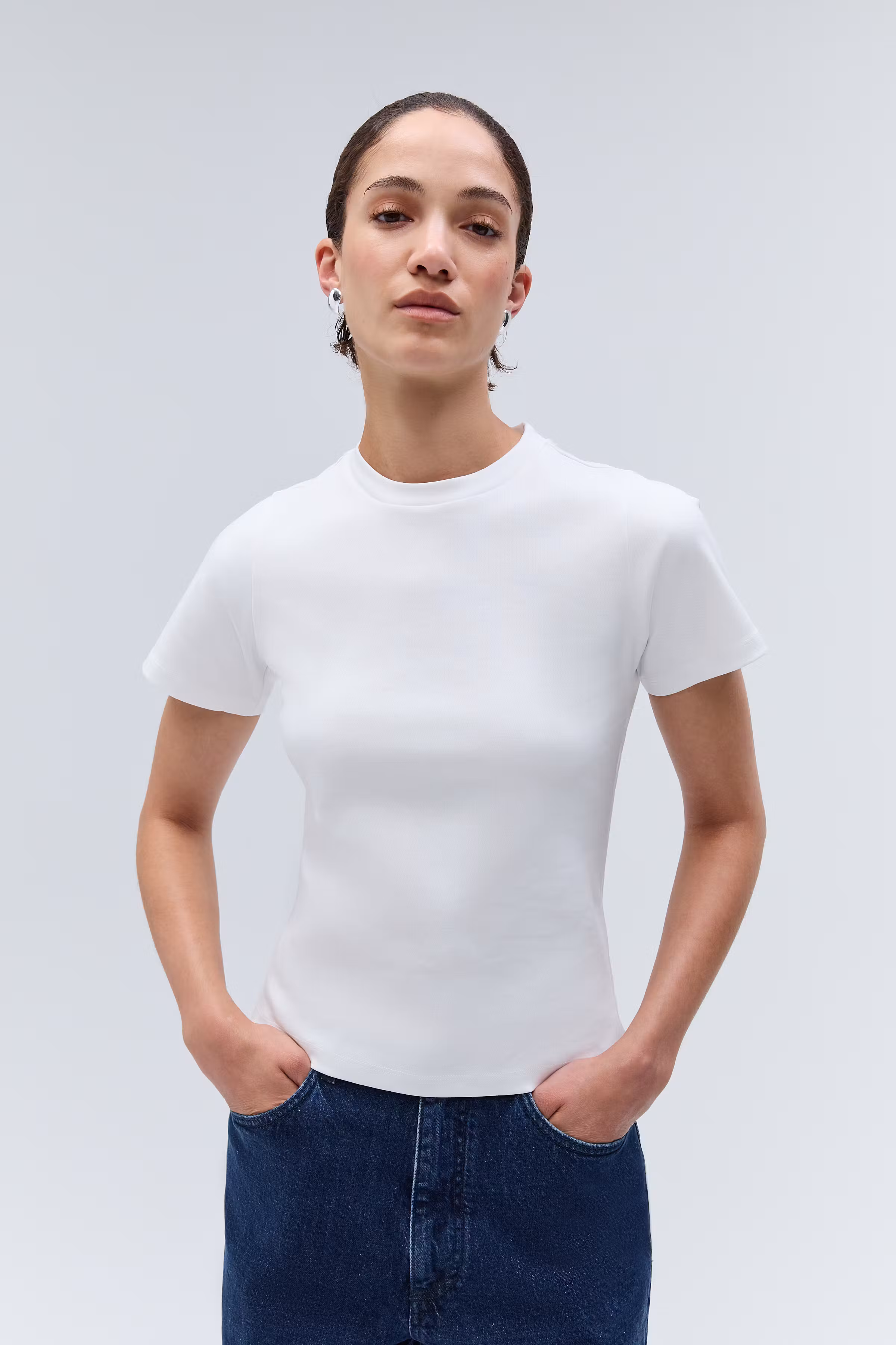 IOFeliciana Top LOOKBOOK FRONT 30600085-WH001