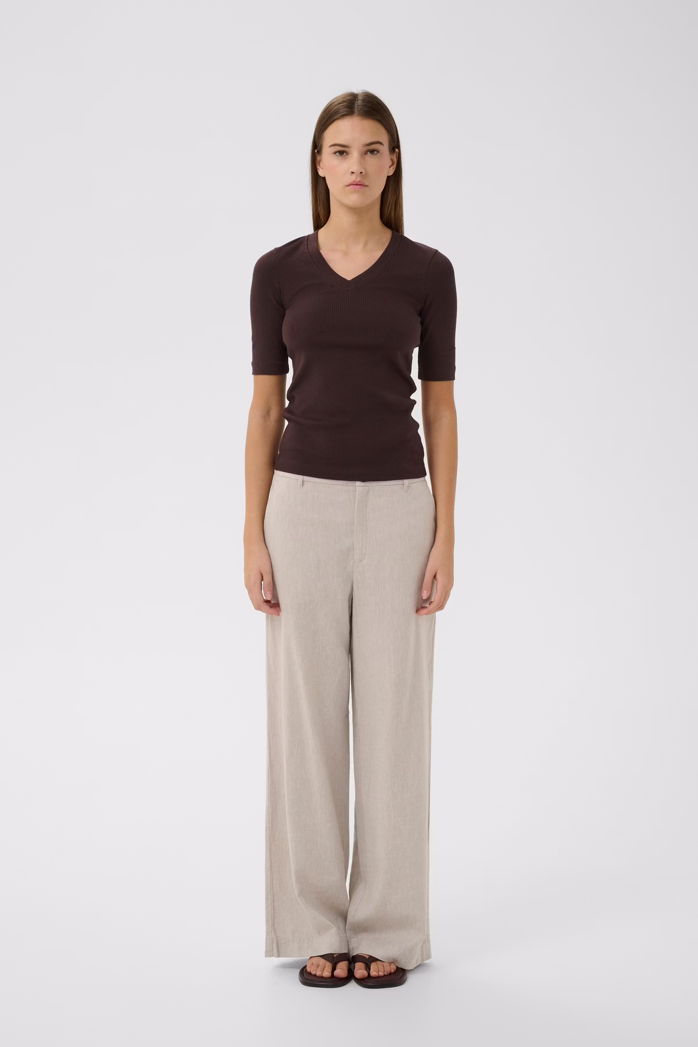 DagnaIW T-shirt LOOKBOOK FRONT 30106472-190915