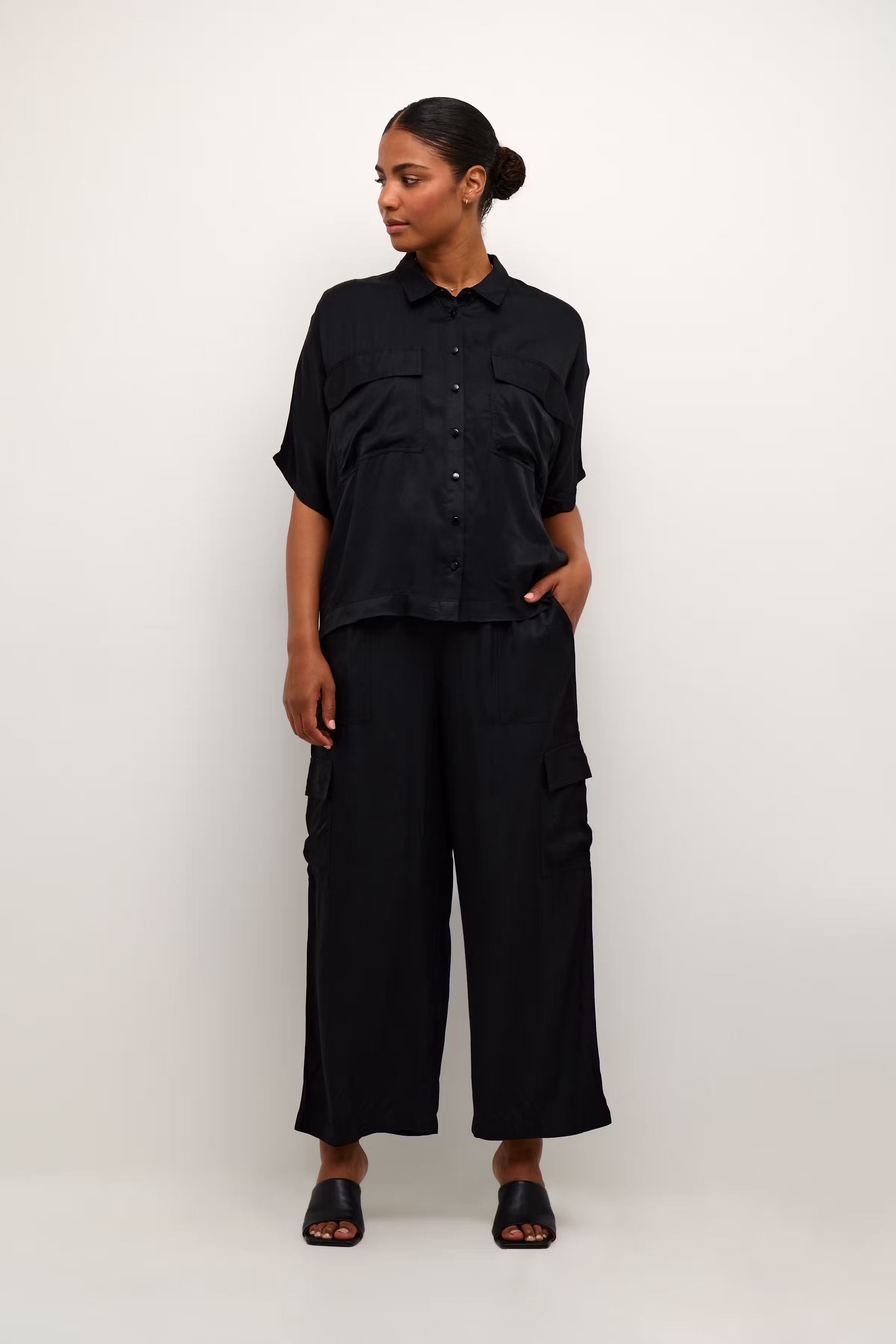 KAdicte Bukser LOOKBOOK FRONT 10507460-100121