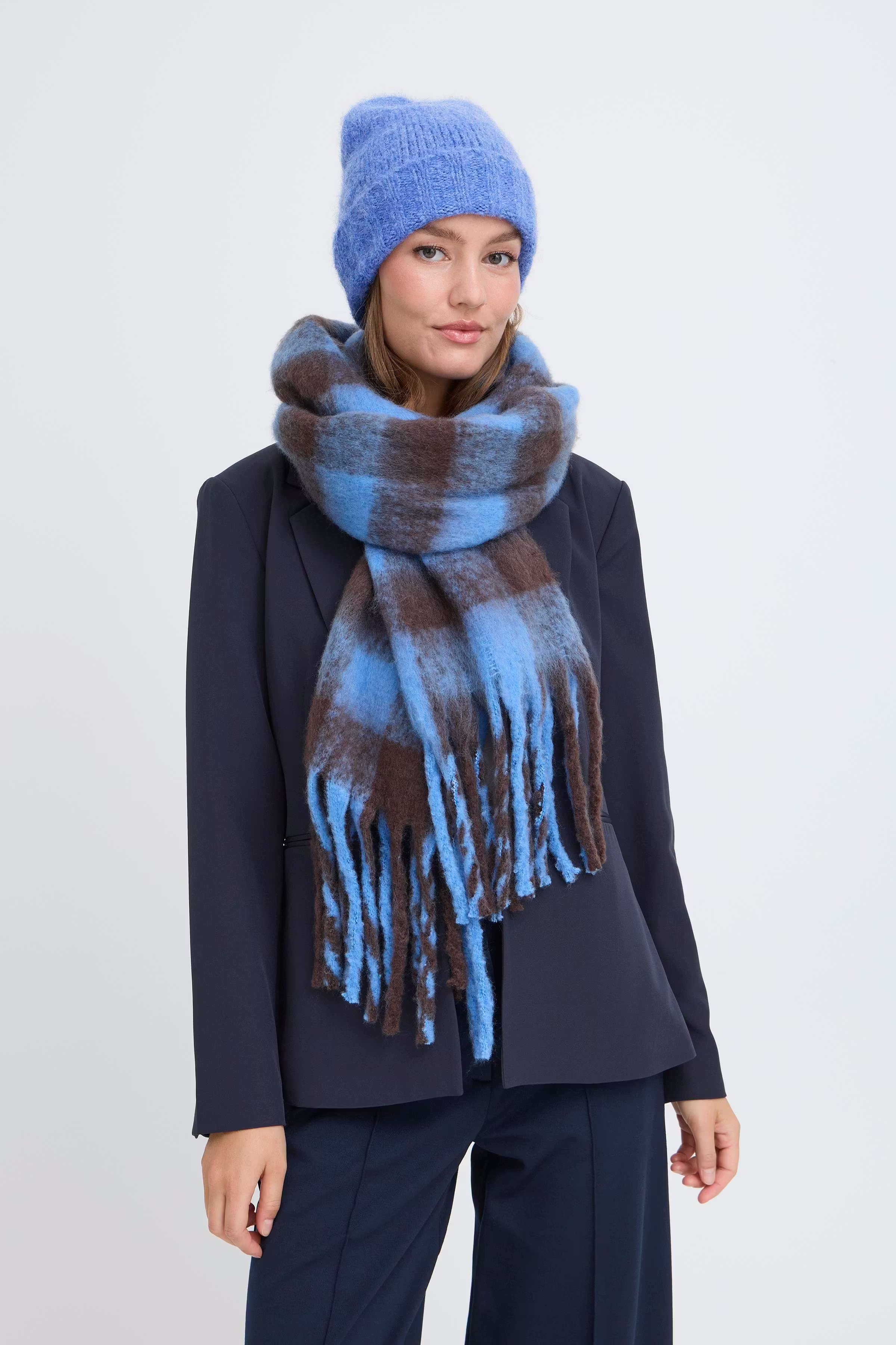 IAMONA Hatt LOOKBOOK FRONT 20124764-183937